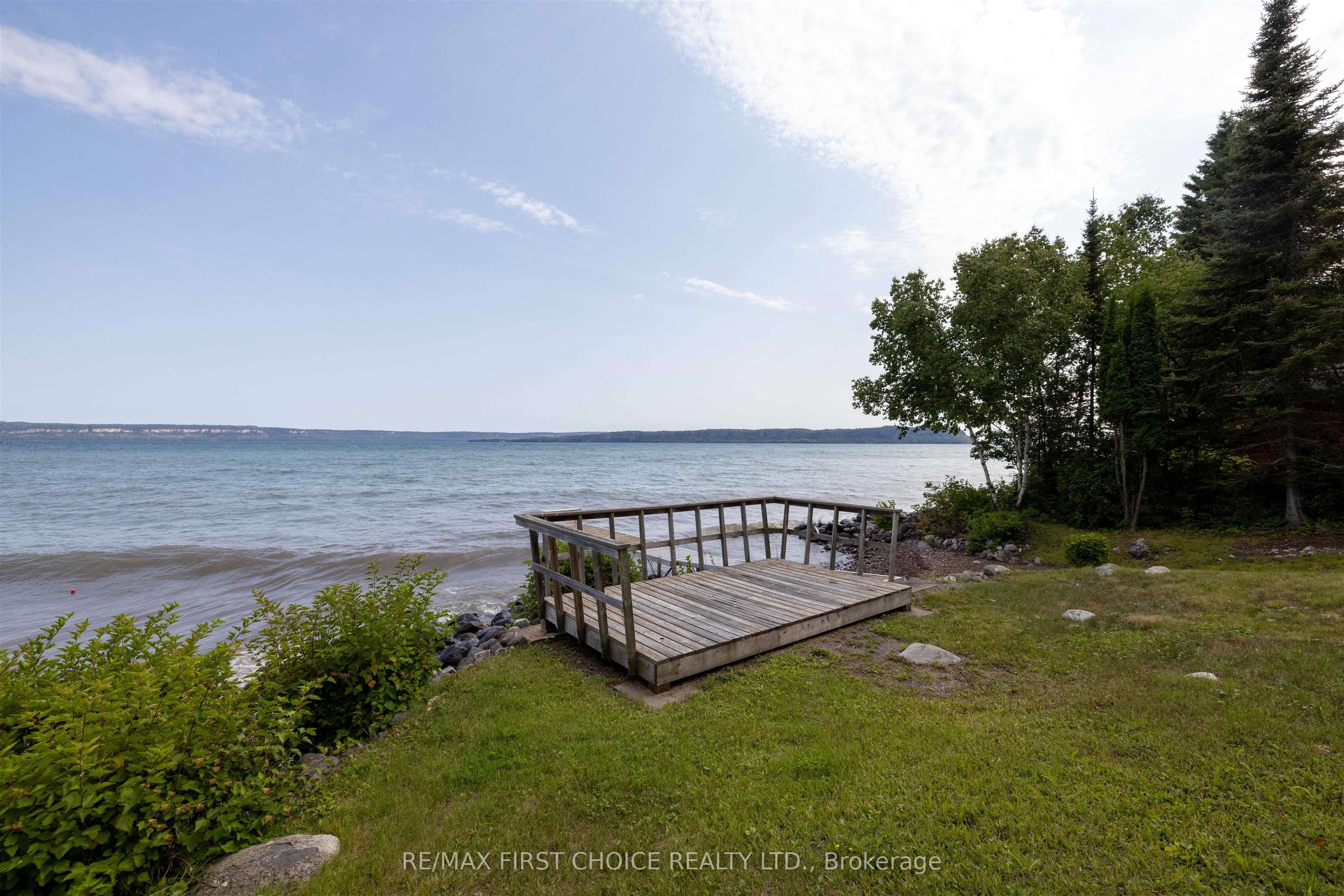 2503 Scott Drive, Shuniah, ON P7A 0Y7 photo 2