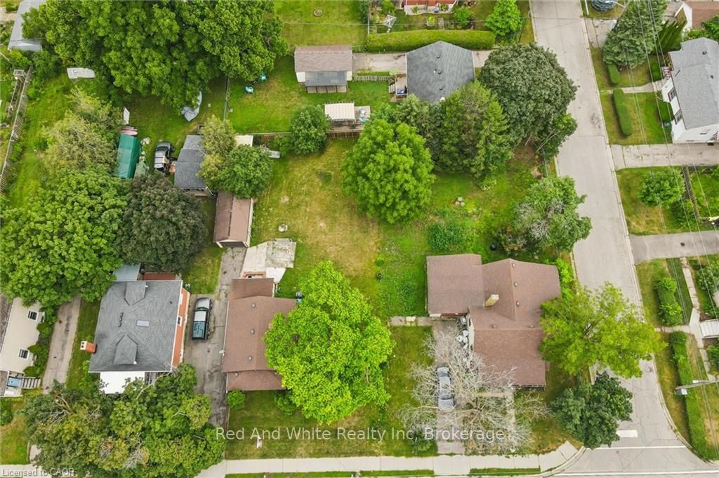 234 MONTROSE Street S, Cambridge, ON N3J 2J2 photo 3
