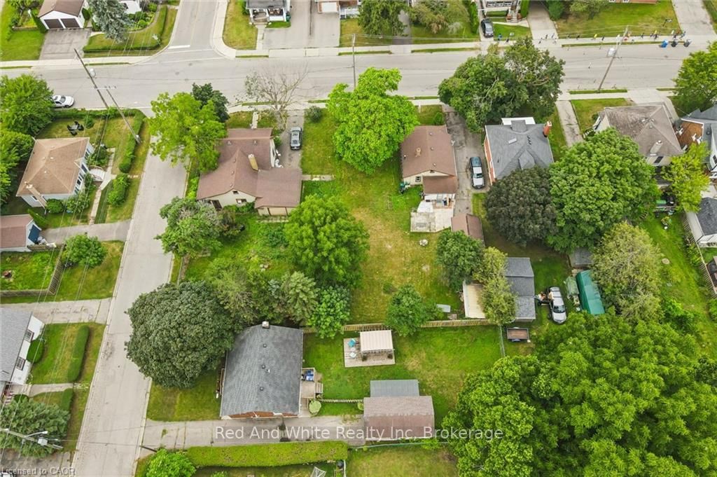 234 MONTROSE Street S, Cambridge, ON N3J 2J2 photo 4