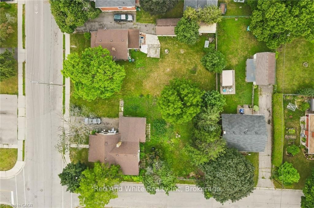 234 MONTROSE Street S, Cambridge, ON N3J 2J2 photo 5