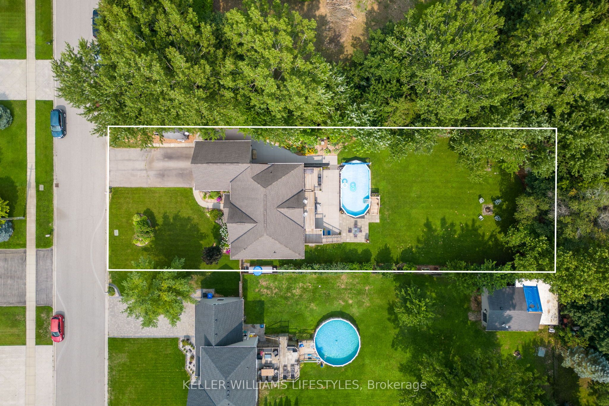 553 Juliana Drive, Strathroy-Caradoc, ON N0L 1W0 photo 2