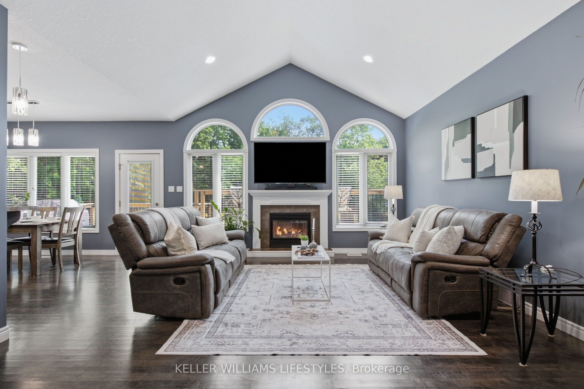 553 Juliana Drive, Strathroy-Caradoc, ON N0L 1W0 photo 4