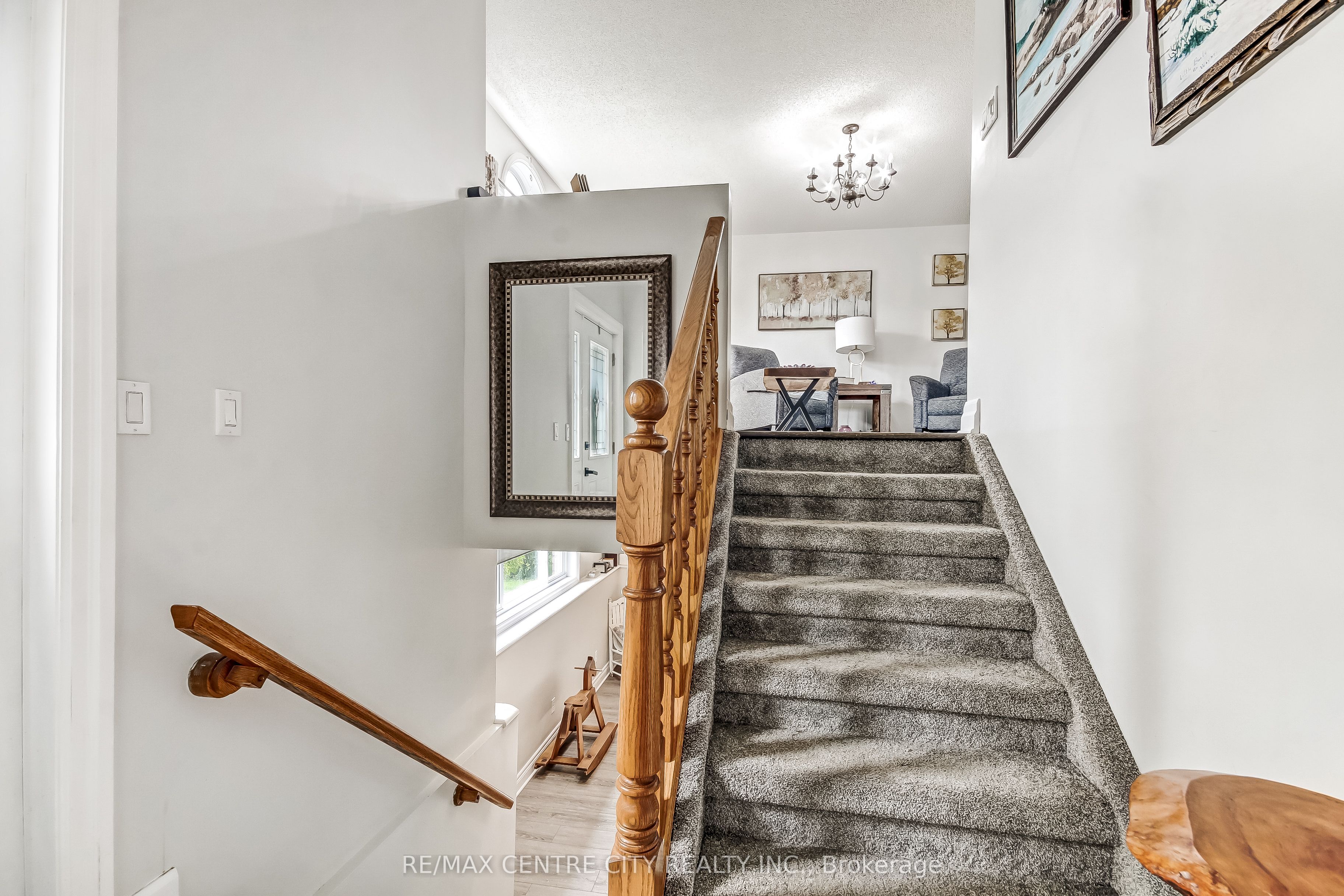 17 Rose Street, Dutton/Dunwich, ON N0L 2M0 photo 4