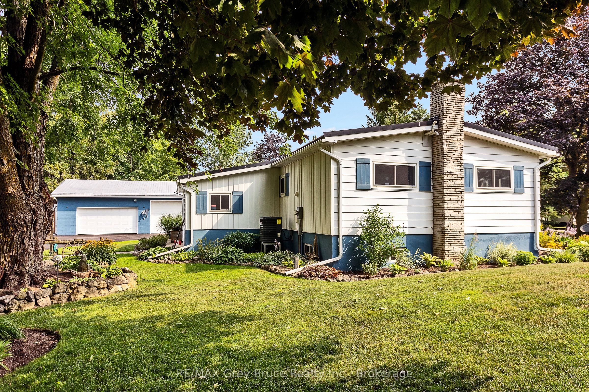 21571 Grey Rd 16 Road E, Georgian Bluffs, ON N0H 2N0