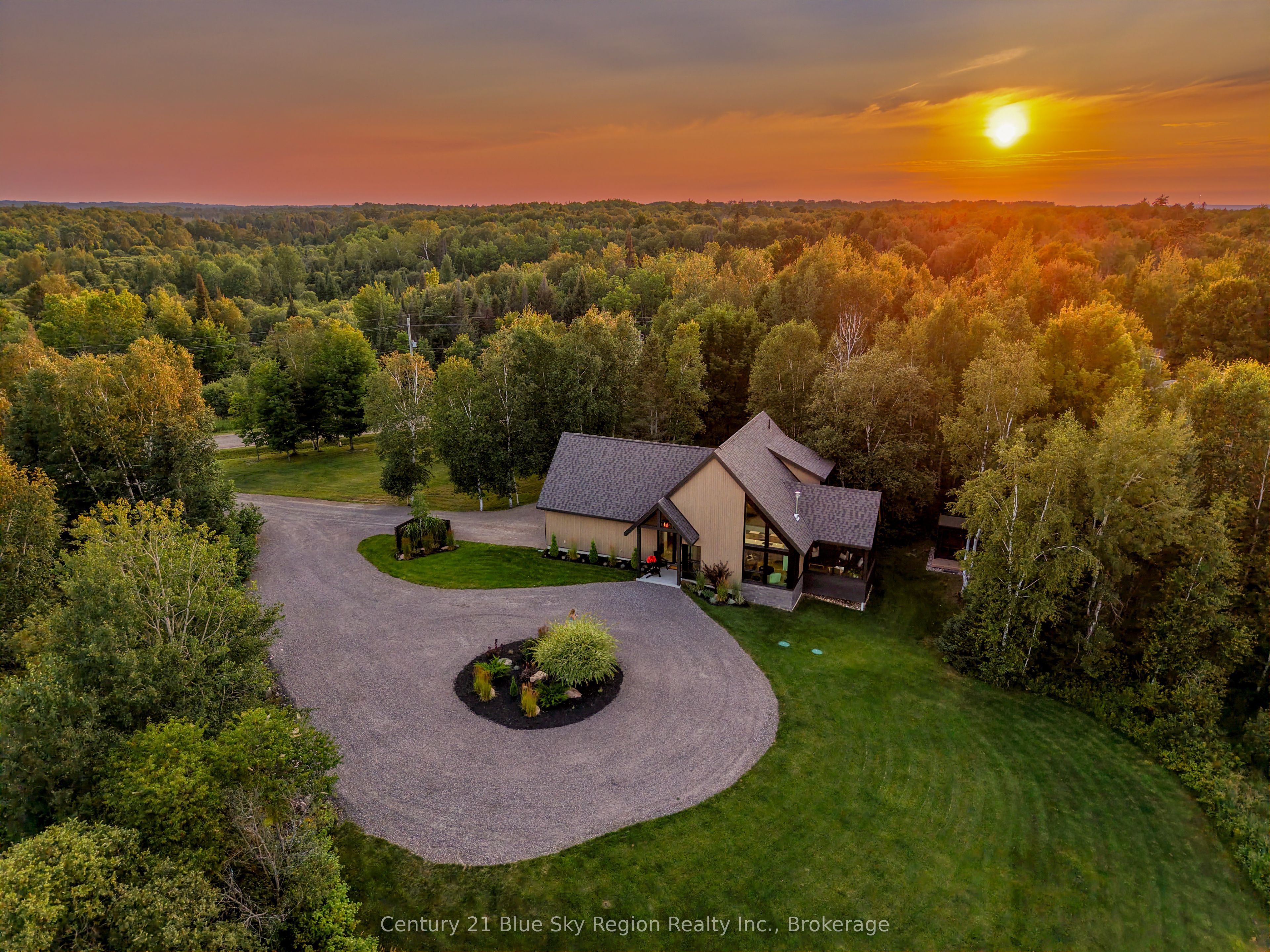 466 Ouellette Road, East Ferris, ON P0H 1K0