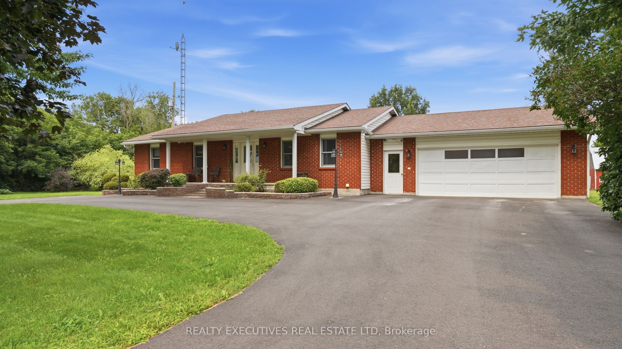 12505 Barkley Road, South Dundas, ON K0C 2H0 photo 3