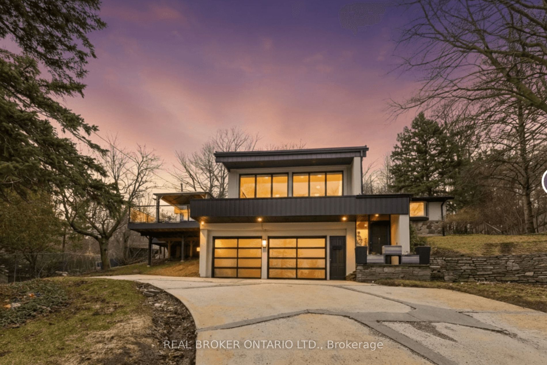 3 Chicopee Terrace, Kitchener, ON N2A 1T2