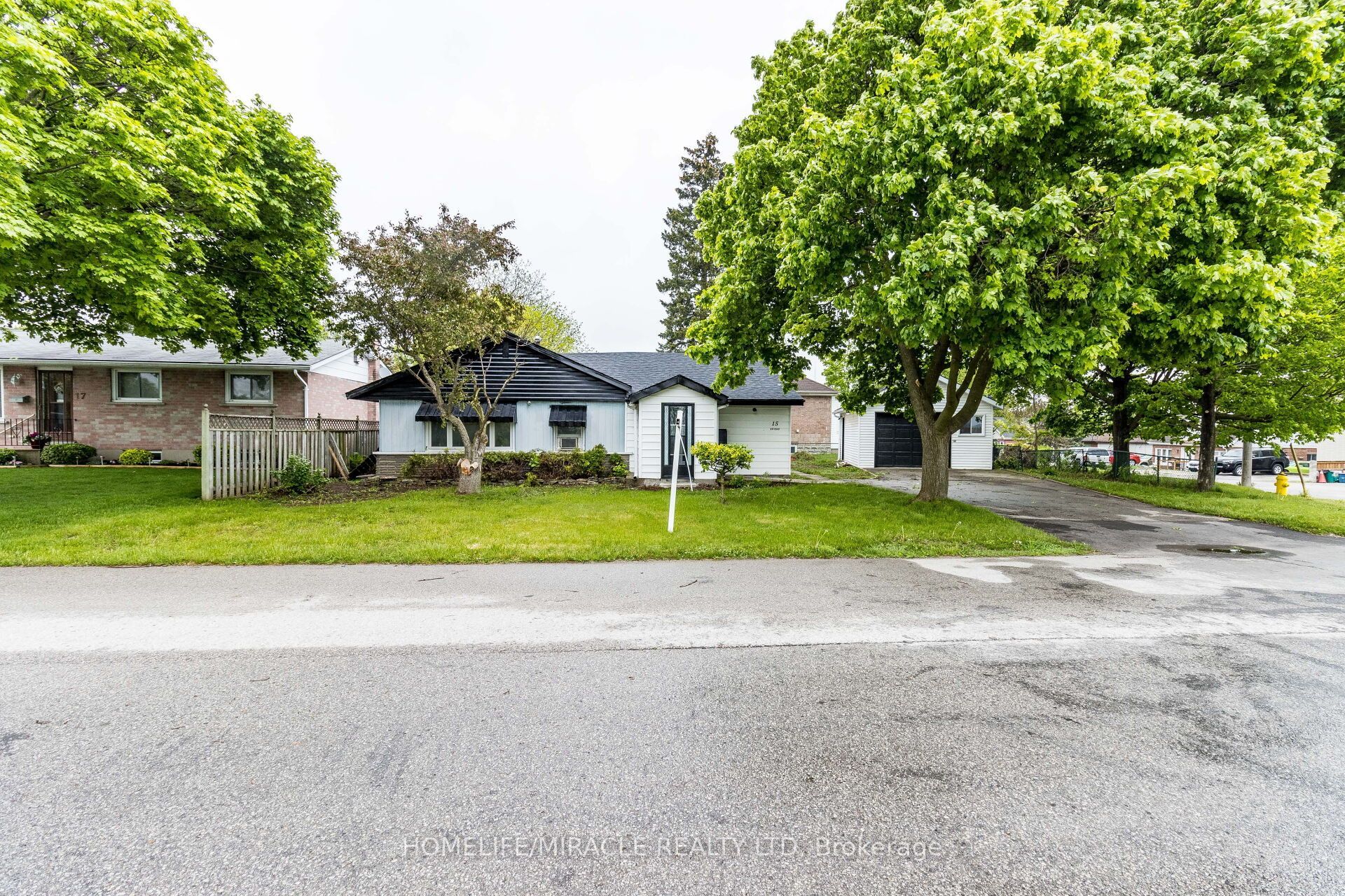 15 Spiers Crescent, Cambridge, ON N1R 3A9 photo 2