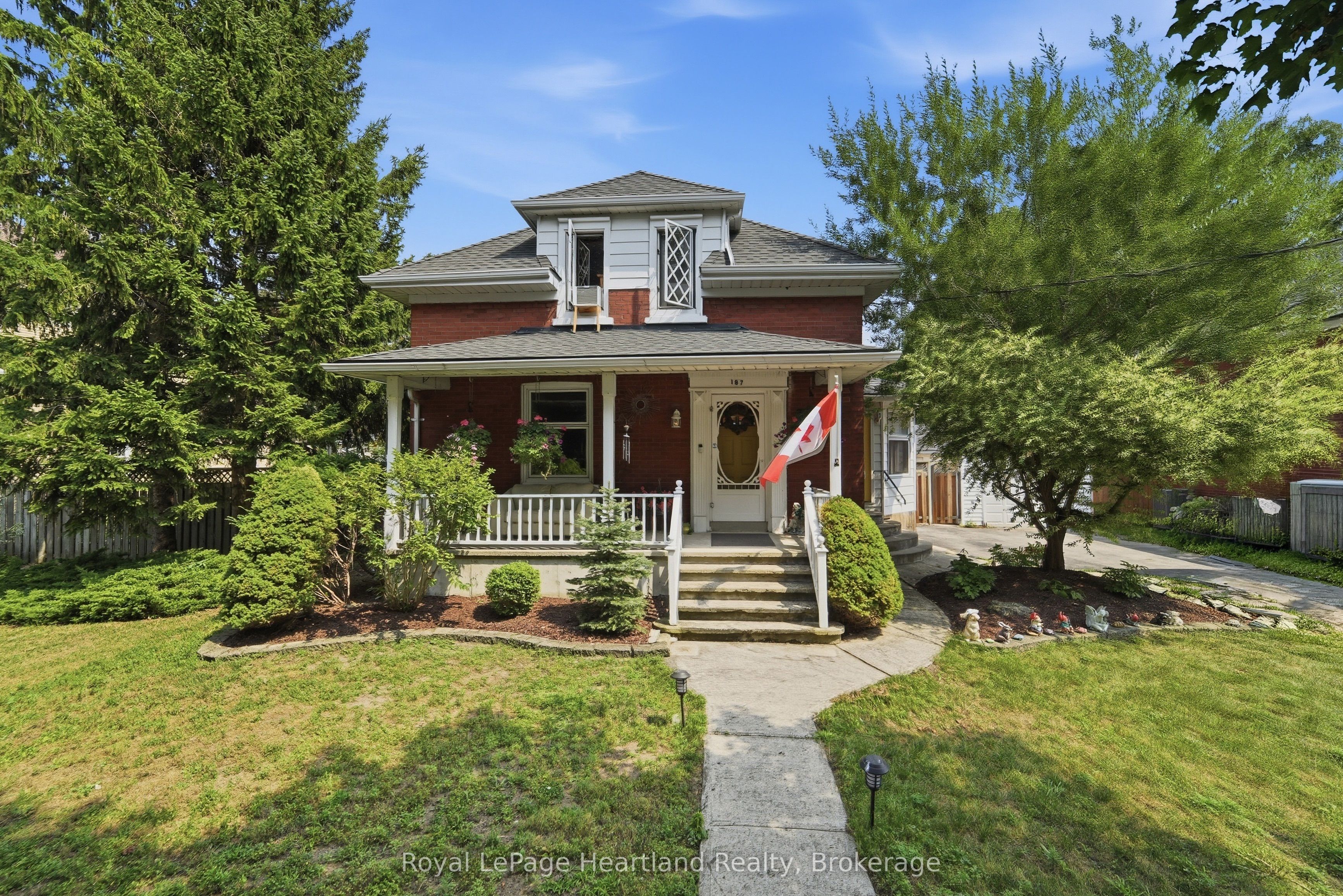 187 CAMERON Street, Goderich, ON N7A 3K9 photo 2