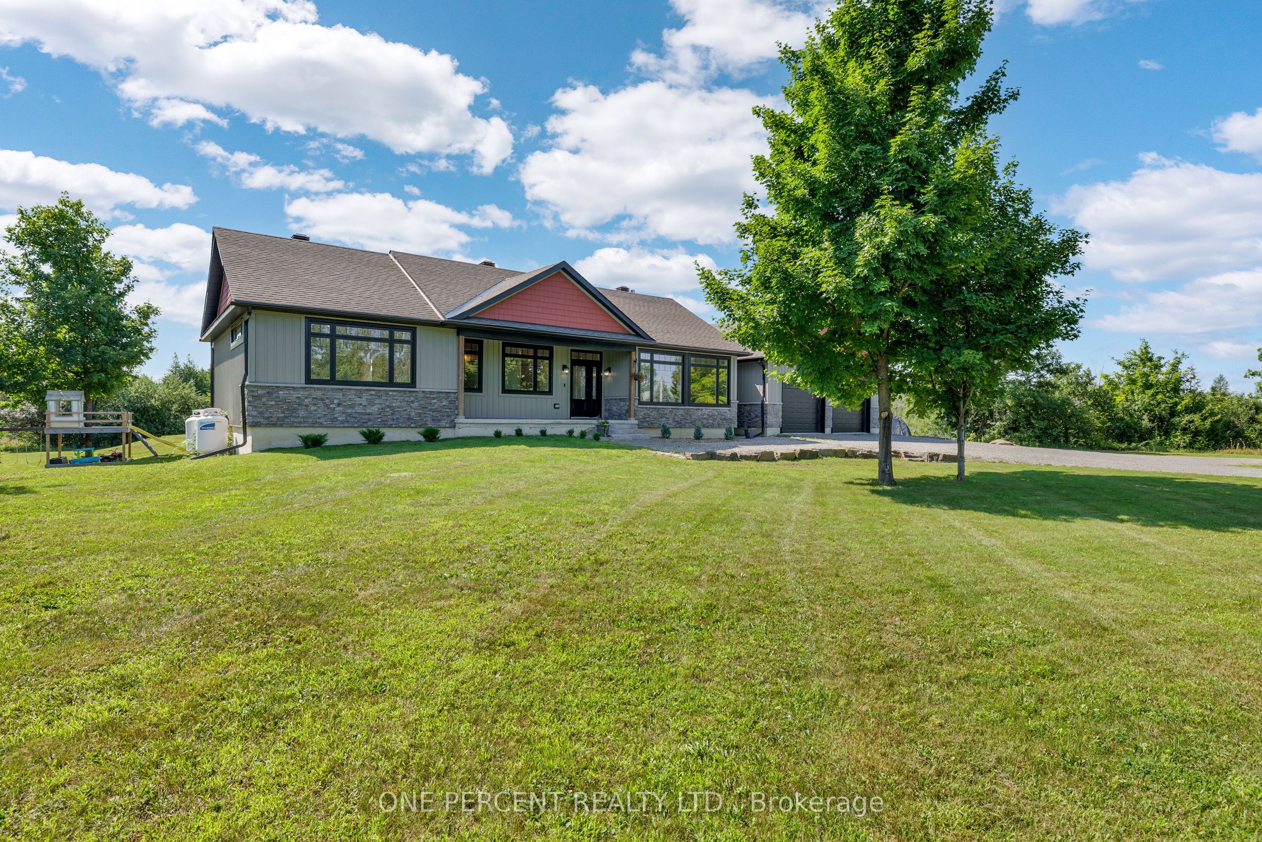 525 Mccrea Road, Montague, ON K0G 1N0 photo 2