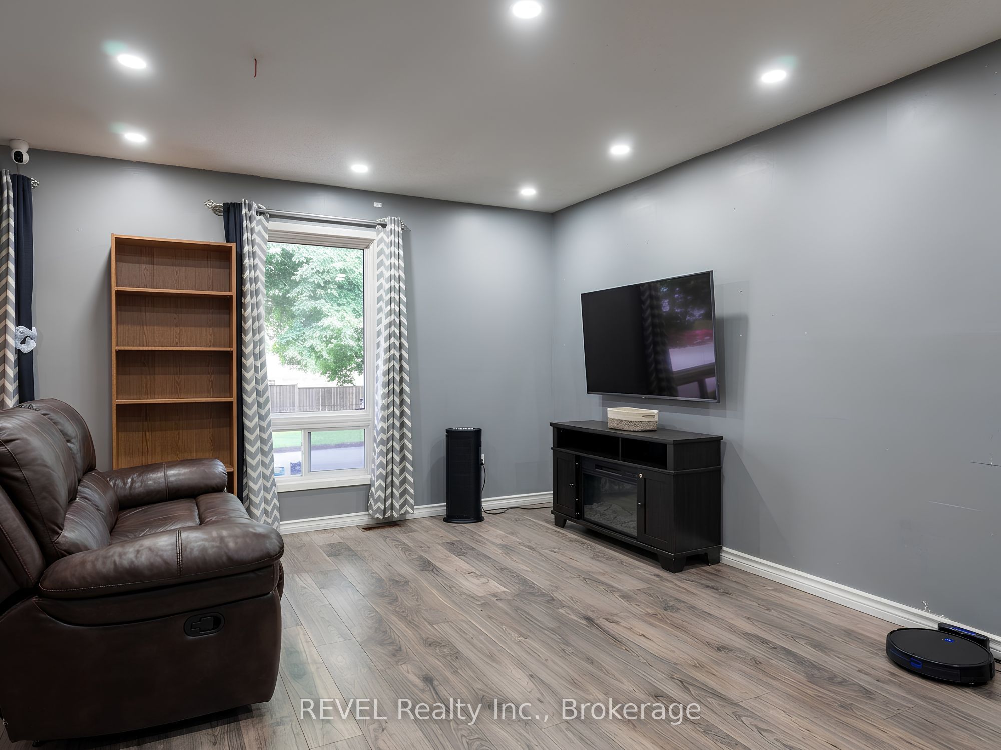 62 Elma Street E Main, St. Catharines, ON L2N 6Z7 photo 3