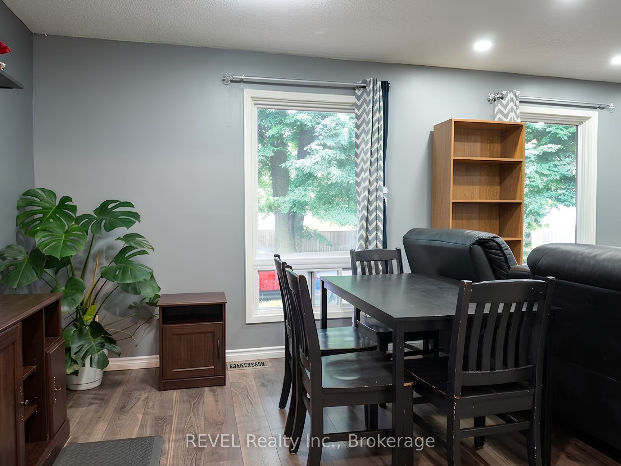 62 Elma Street E Main, St. Catharines, ON L2N 6Z7 photo 4