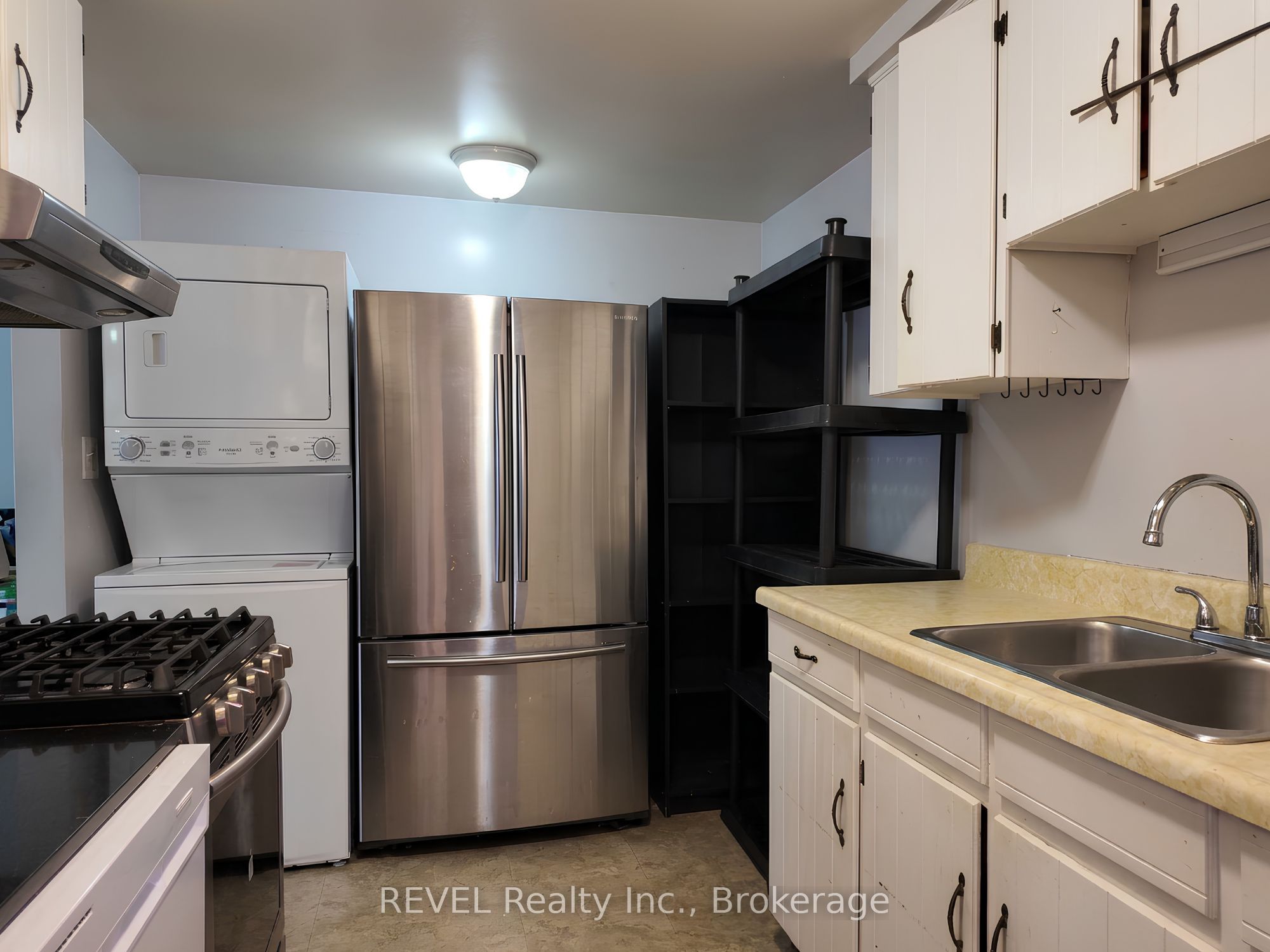 62 Elma Street E Main, St. Catharines, ON L2N 6Z7 photo 5