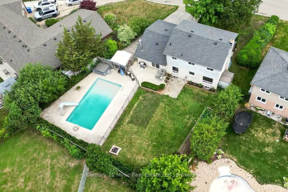 85 Waterford Drive, Erin, ON N0B 1T0 photo 5