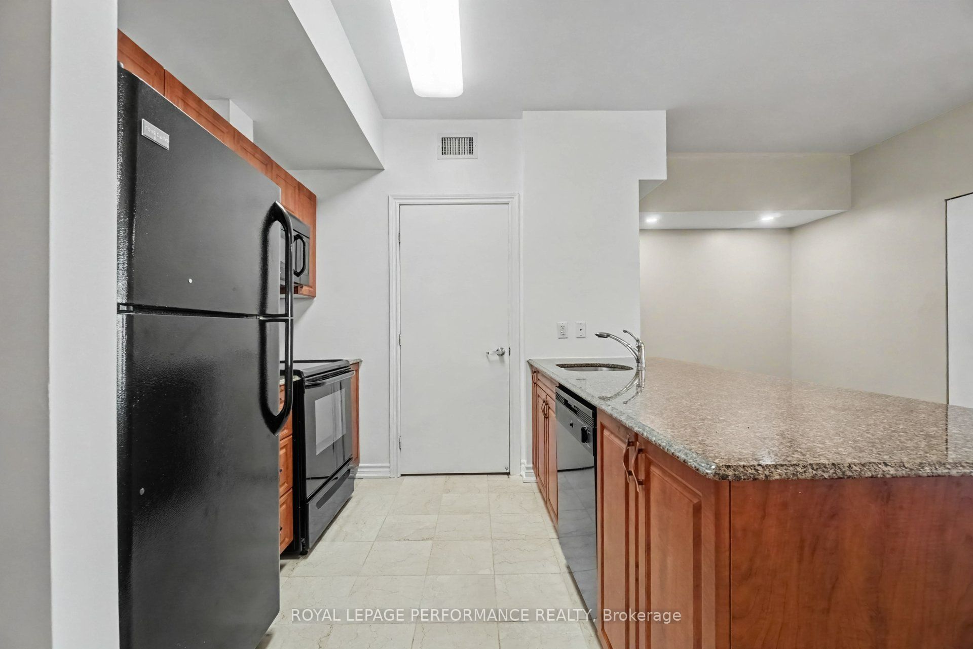 234 Rideau Street 2205, Lower Town - Sandy Hill, ON K1N 0A9 photo 5