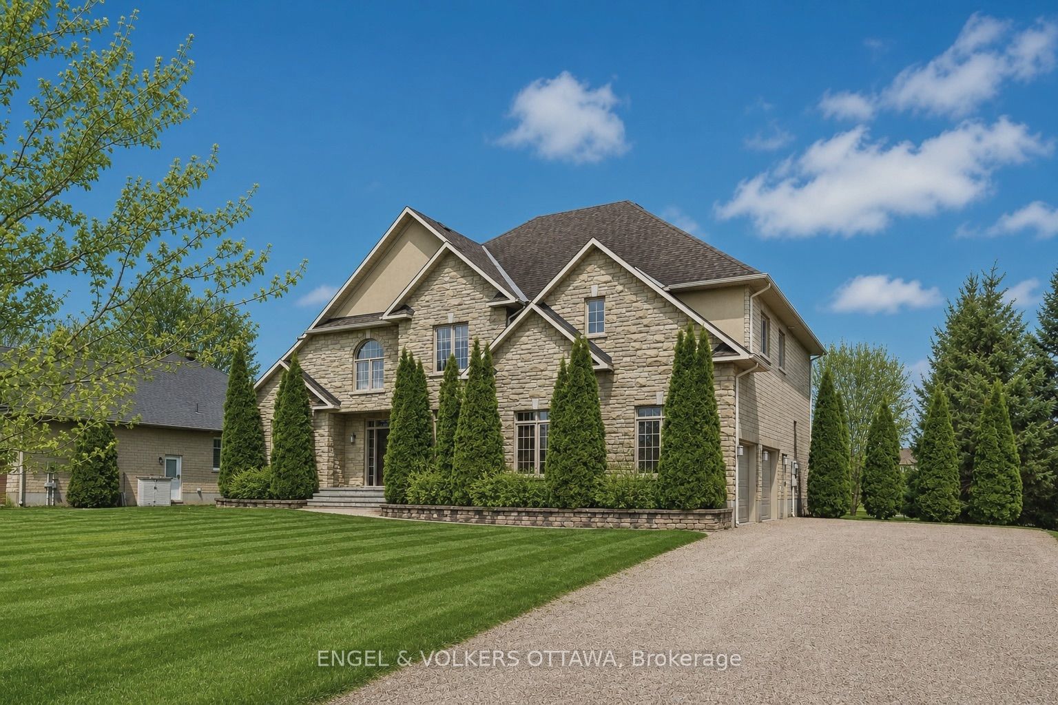 6842 South Village Drive, Greely - Metcalfe - Osgoode - Vernon and Area, ON K4P 0A5 photo 3