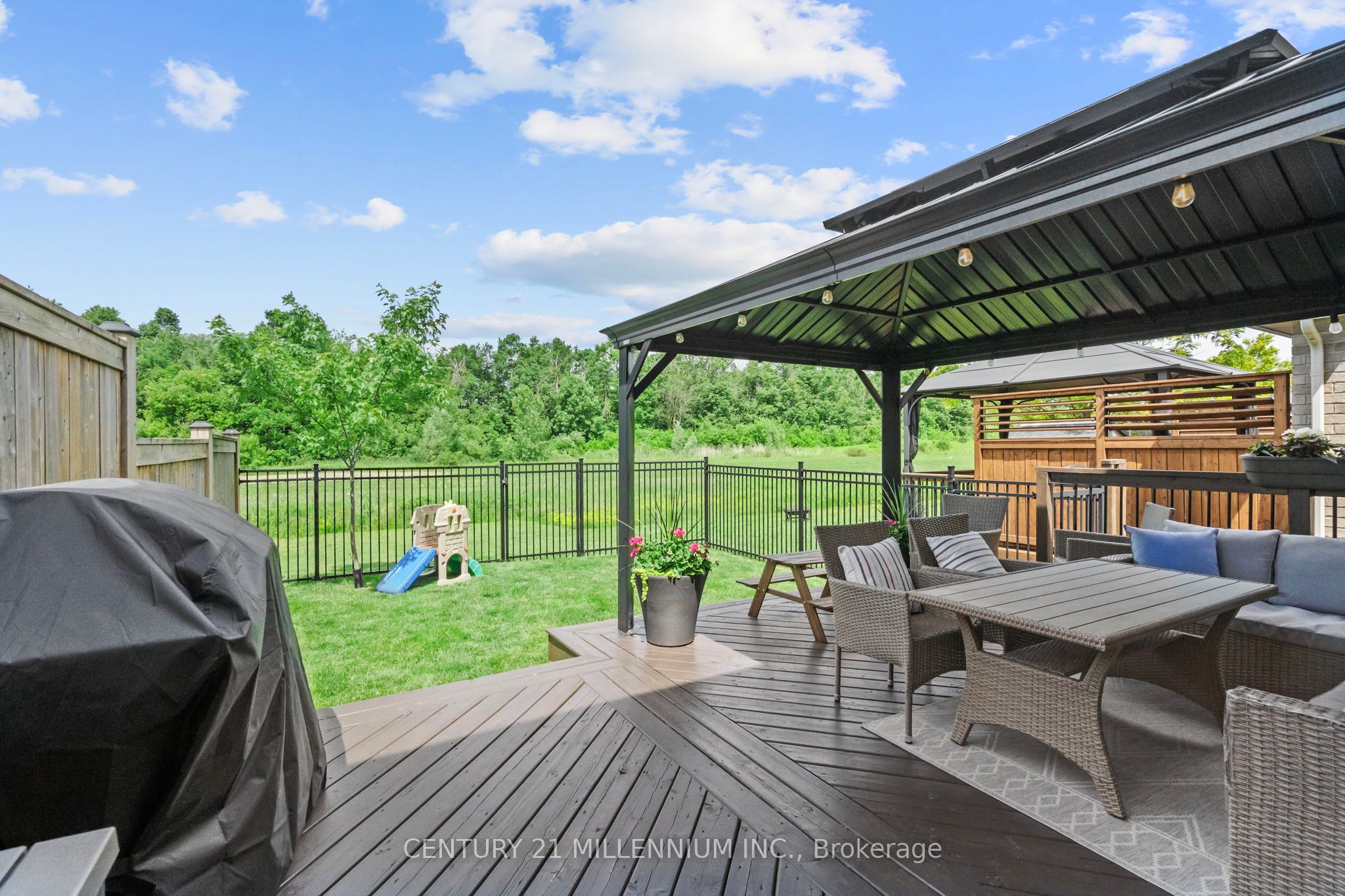 22 Limera Avenue, Woolwich, ON N3B 0B6 photo 2