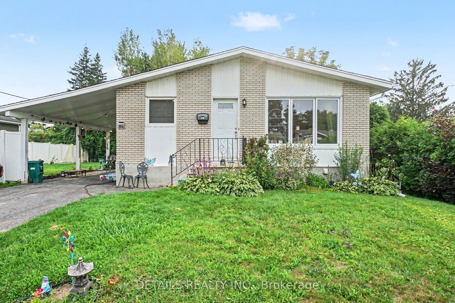 816 Willow Avenue, Orleans - Cumberland and Area, ON K1E 1C7