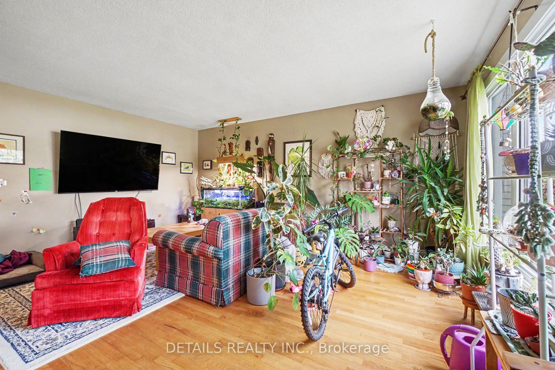 816 Willow Avenue, Orleans - Cumberland and Area, ON K1E 1C7 photo 3