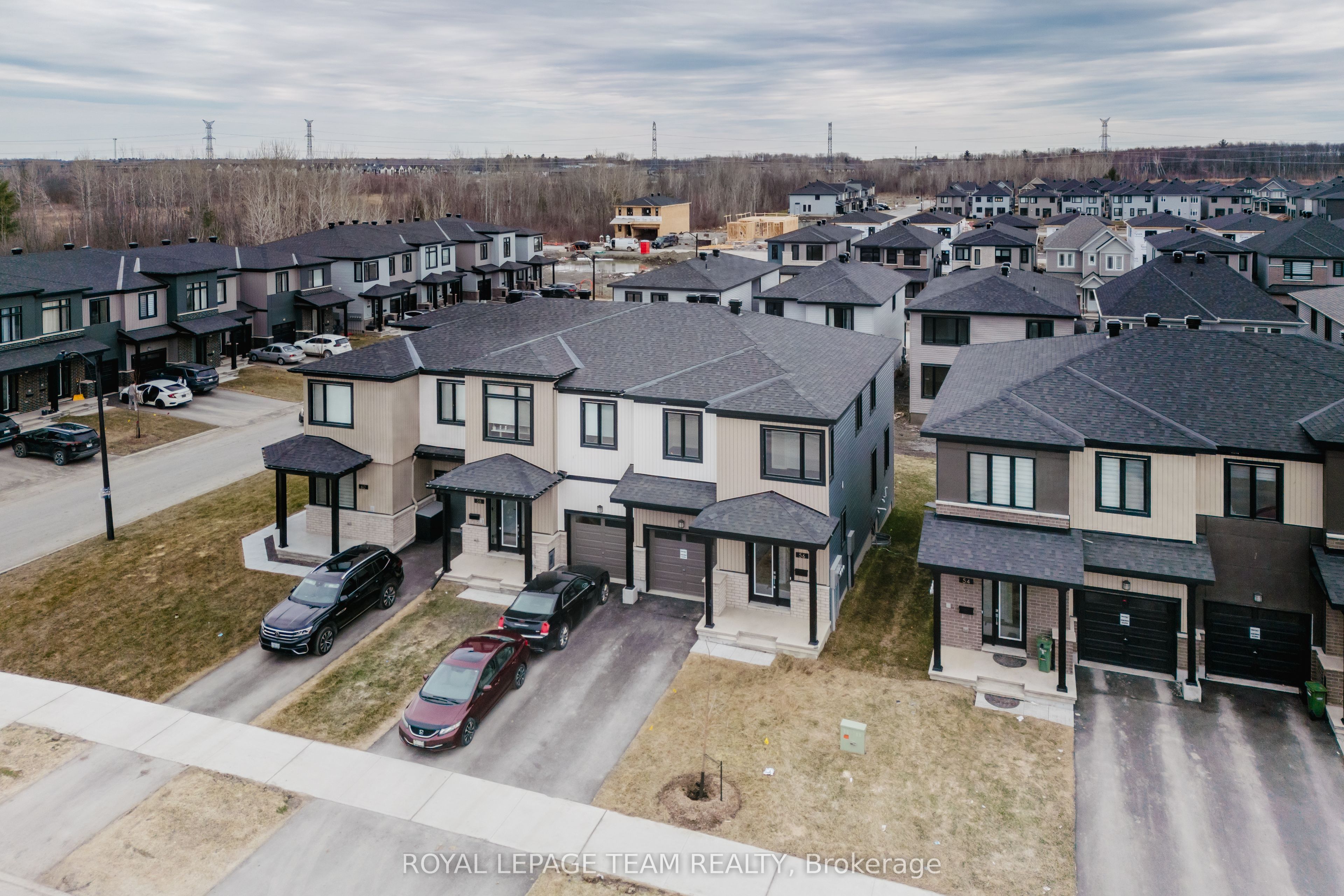 56 Chemin De Jargeau Road, Orleans - Convent Glen and Area, ON K1W 0S7