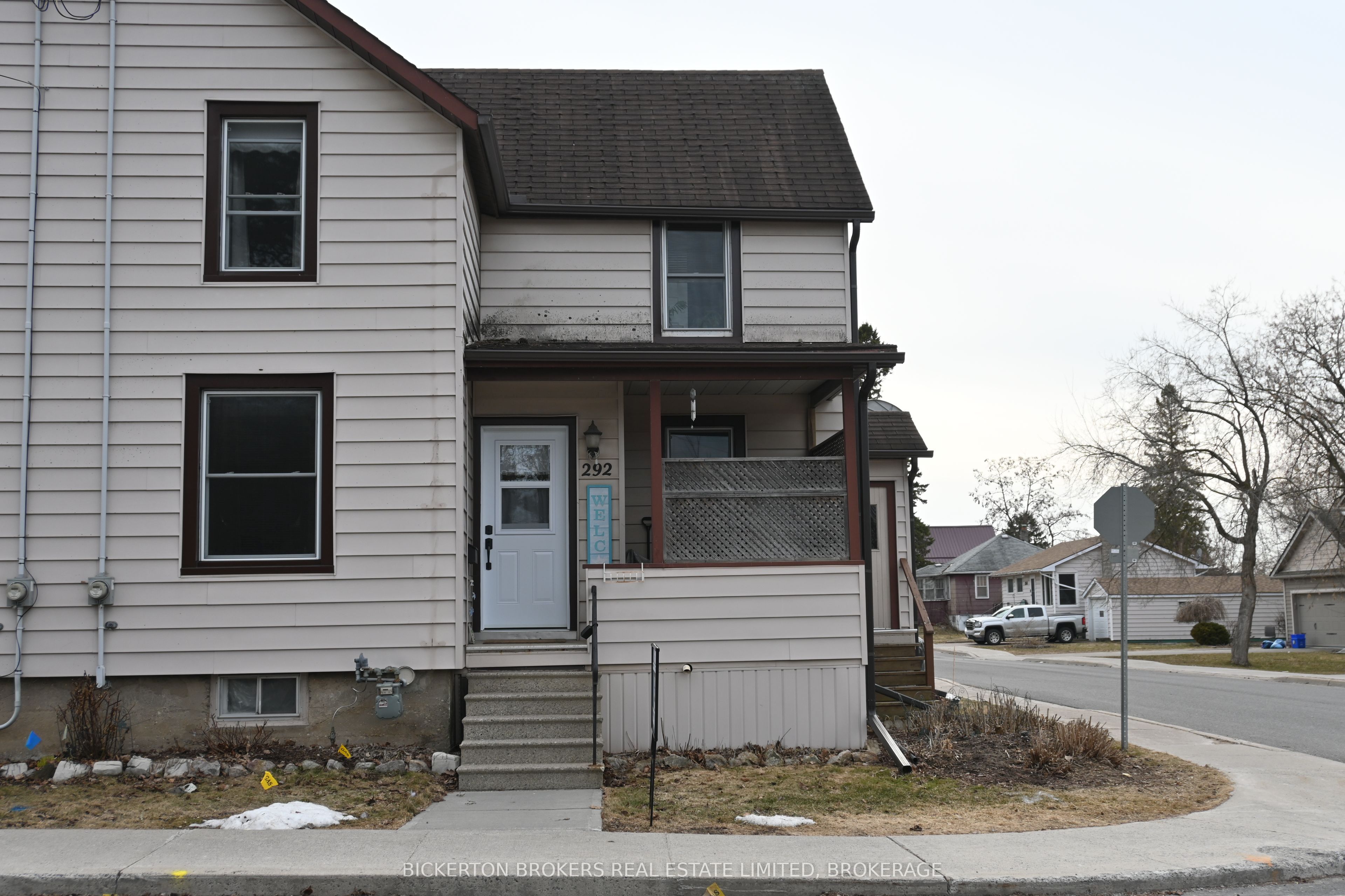 292 William Street N, Gananoque, ON K7G 1S5