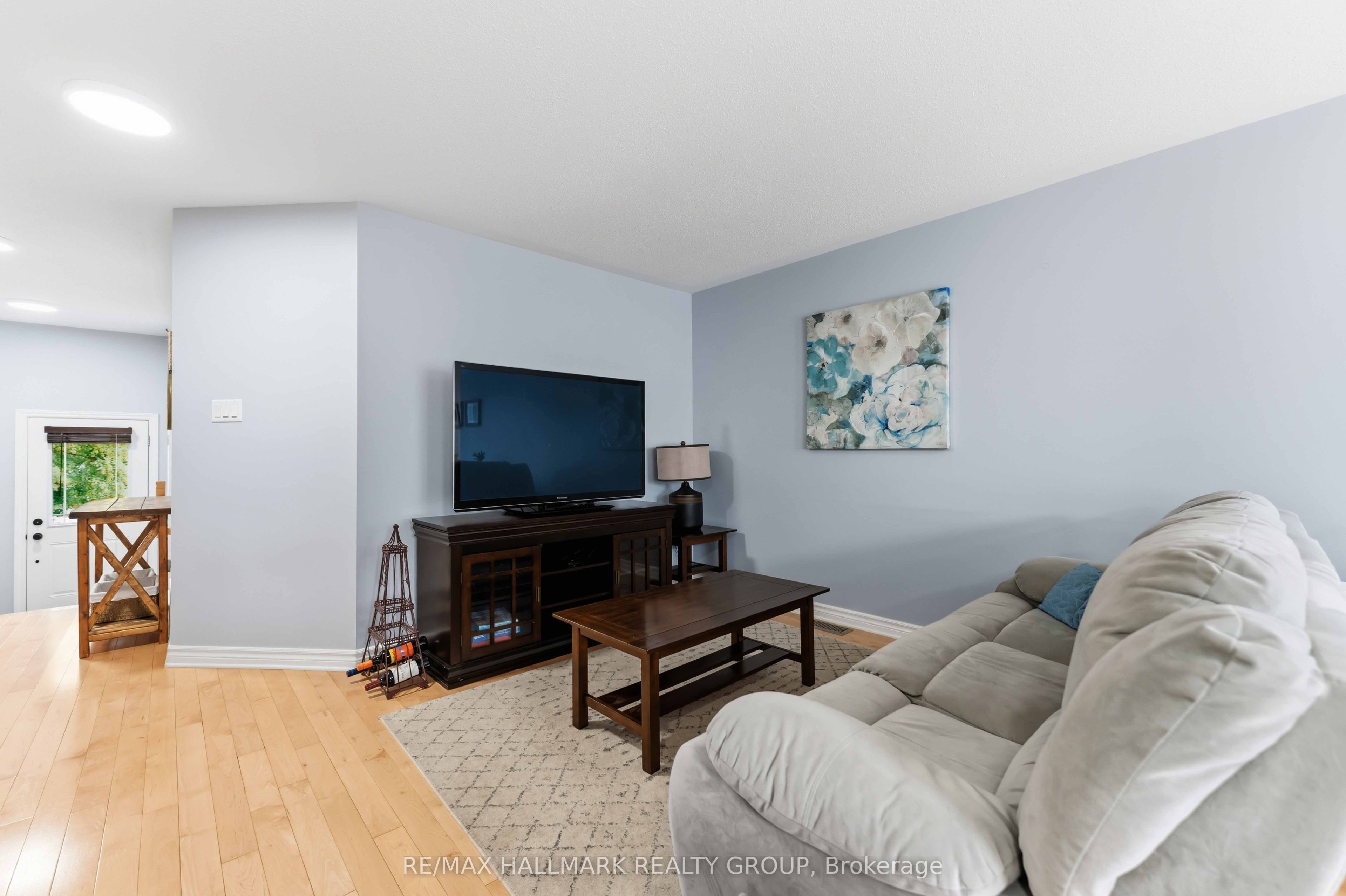 125 Montmorency Way, Orleans - Cumberland and Area, ON K4A 0J1 photo 5