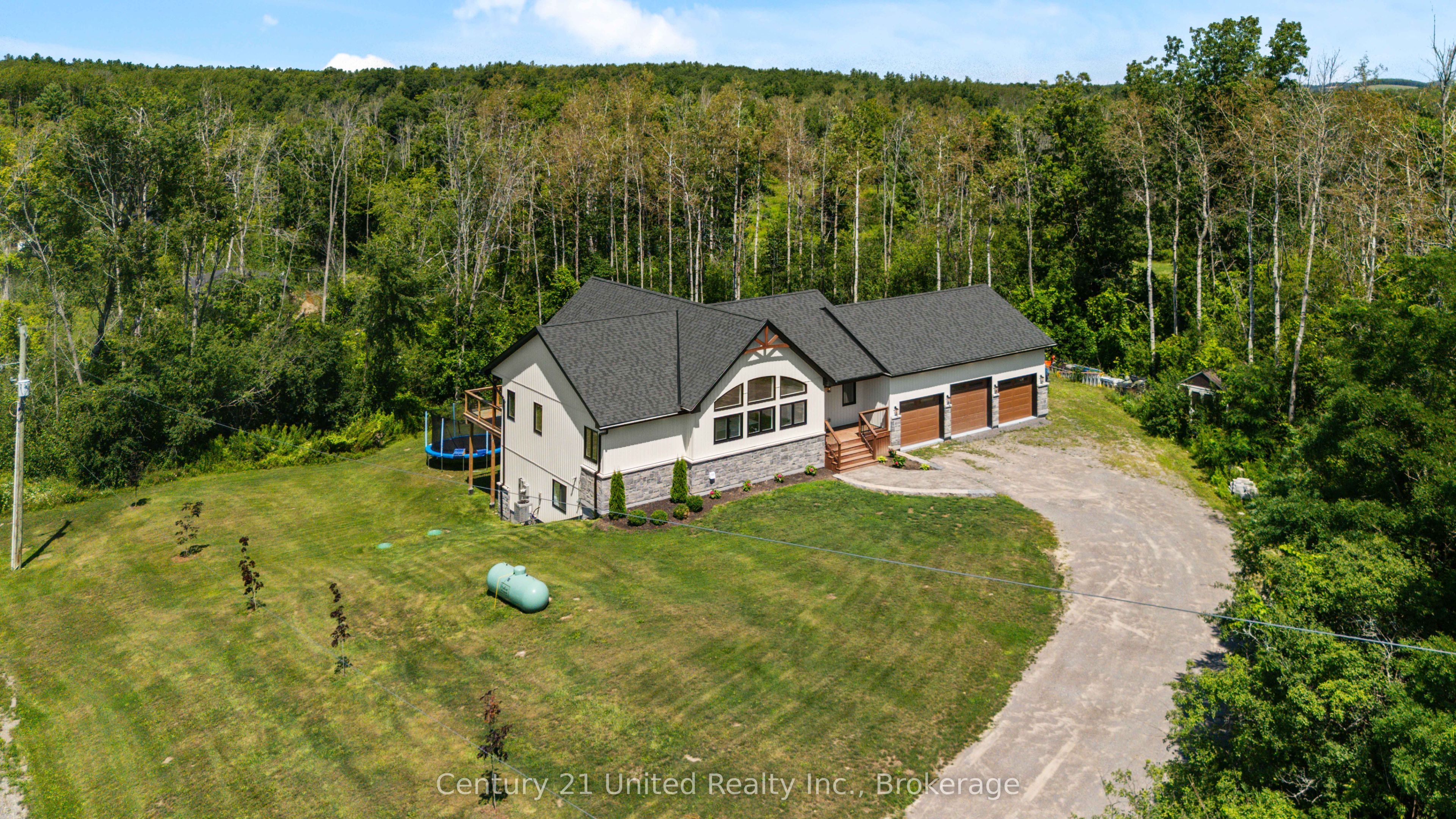 27 Awbrie Lane, Otonabee-South Monaghan, ON K9J 0E6 photo 2