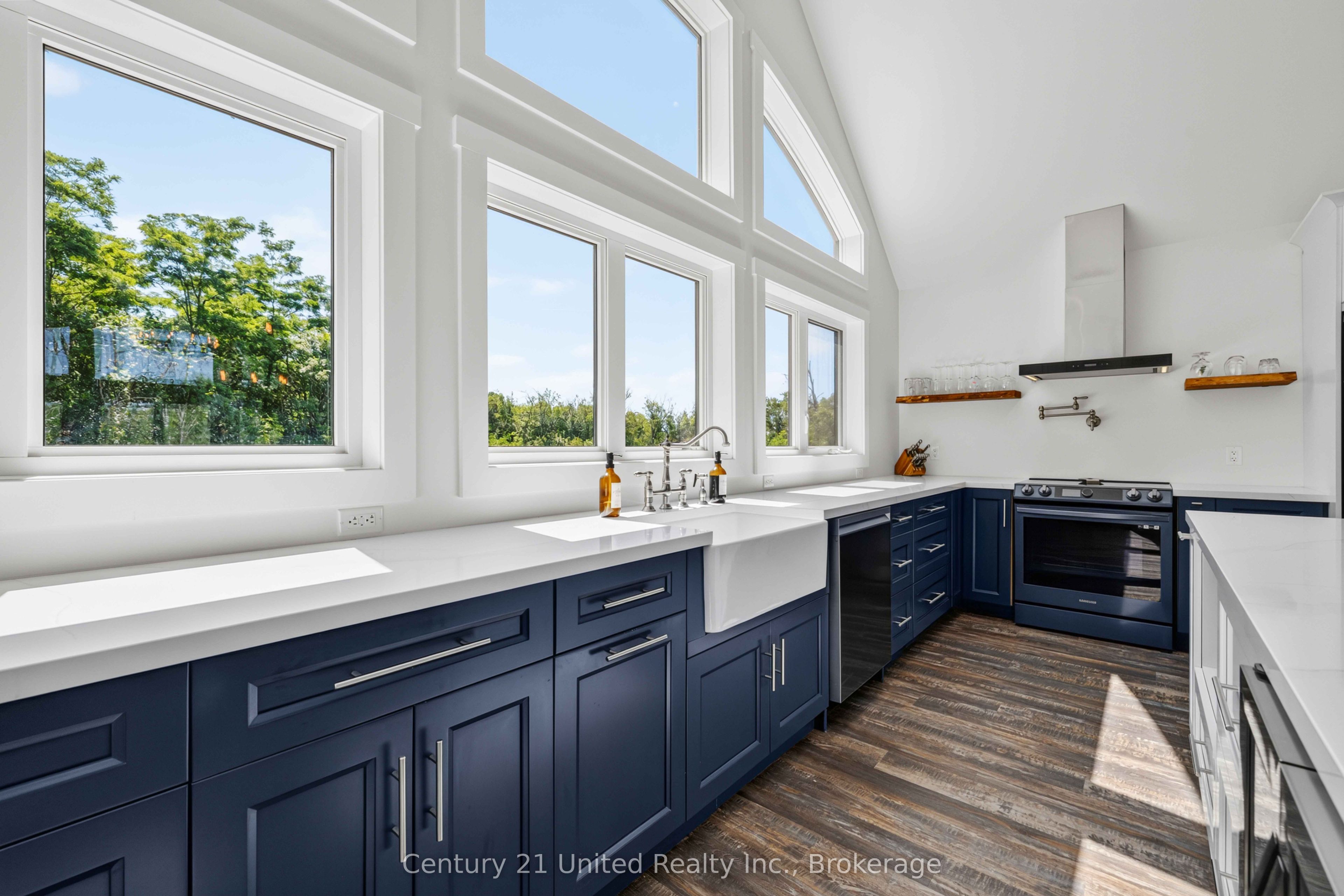 27 Awbrie Lane, Otonabee-South Monaghan, ON K9J 0E6 photo 5