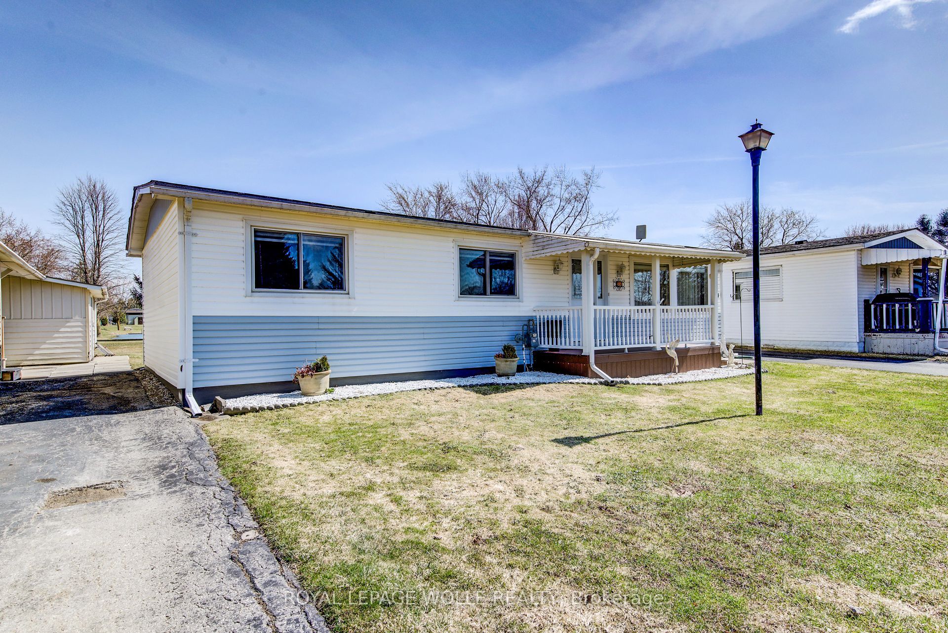 21 Fairview Crescent, North Perth, ON N4W 3G8 photo 3