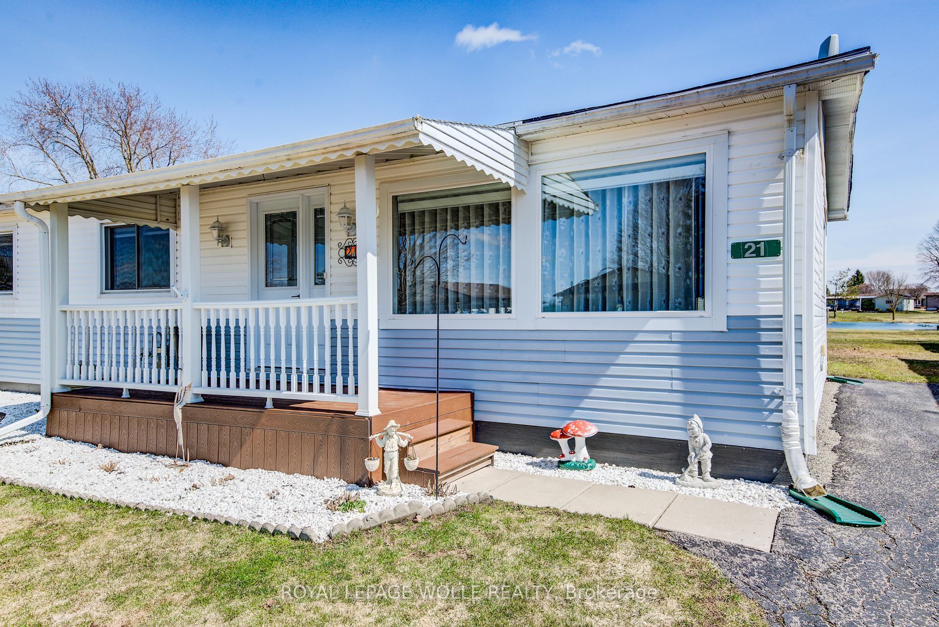 21 Fairview Crescent, North Perth, ON N4W 3G8 photo 4