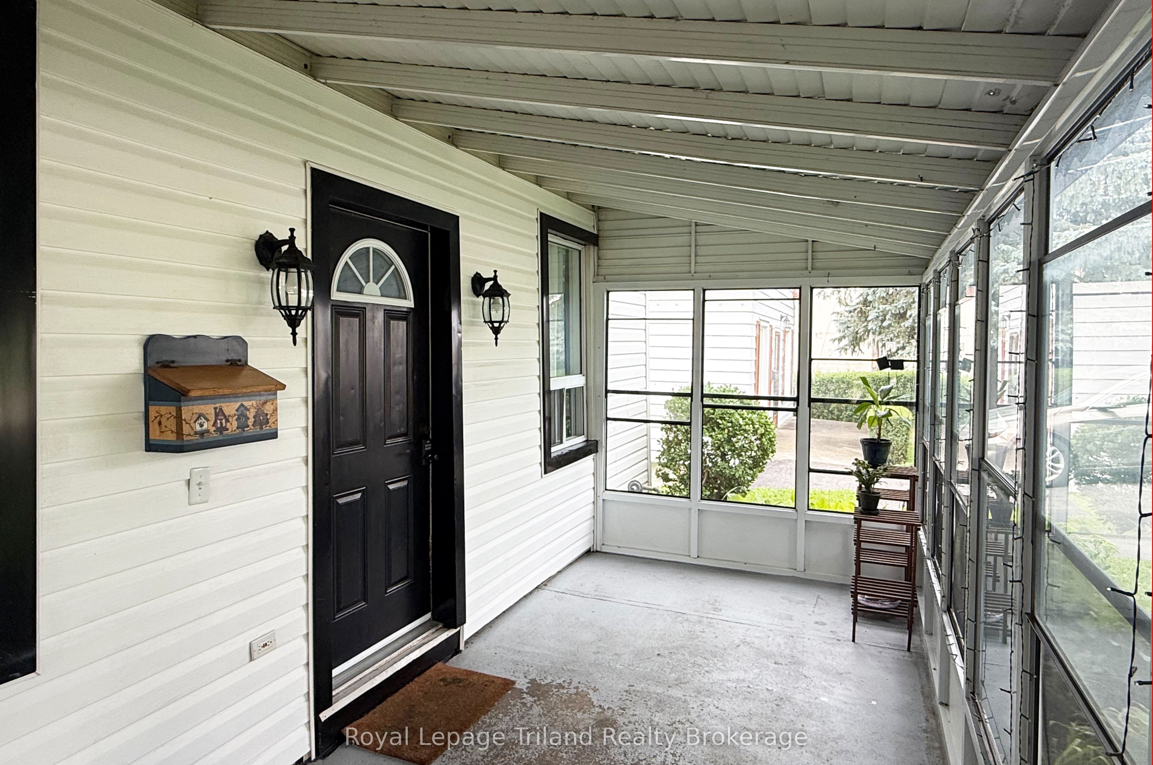 175 Bell Street, Ingersoll, ON N5C 2P2 photo 3
