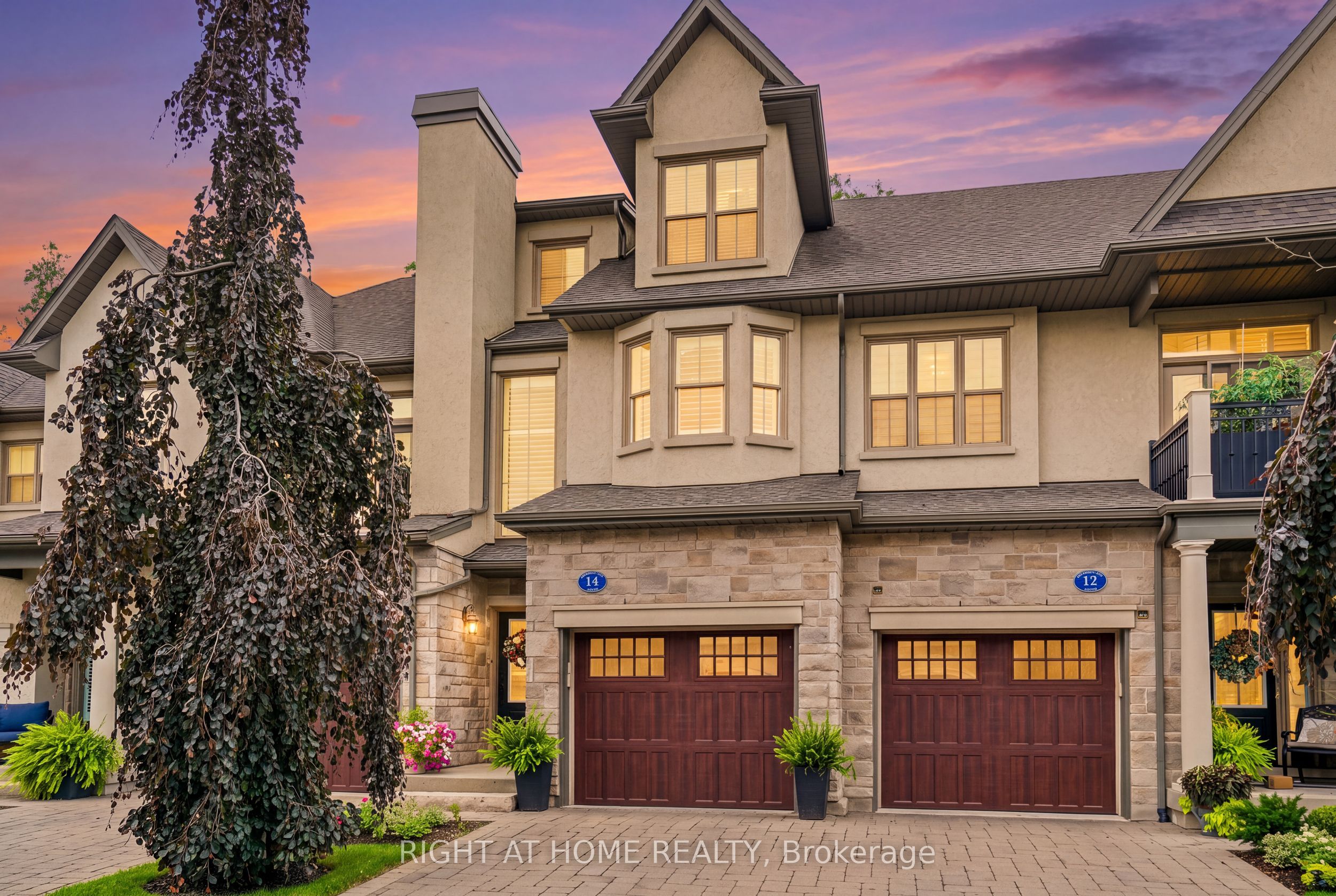 14 Aberdeen Lane S, Niagara-on-the-Lake, ON L0S 1J0 photo 3