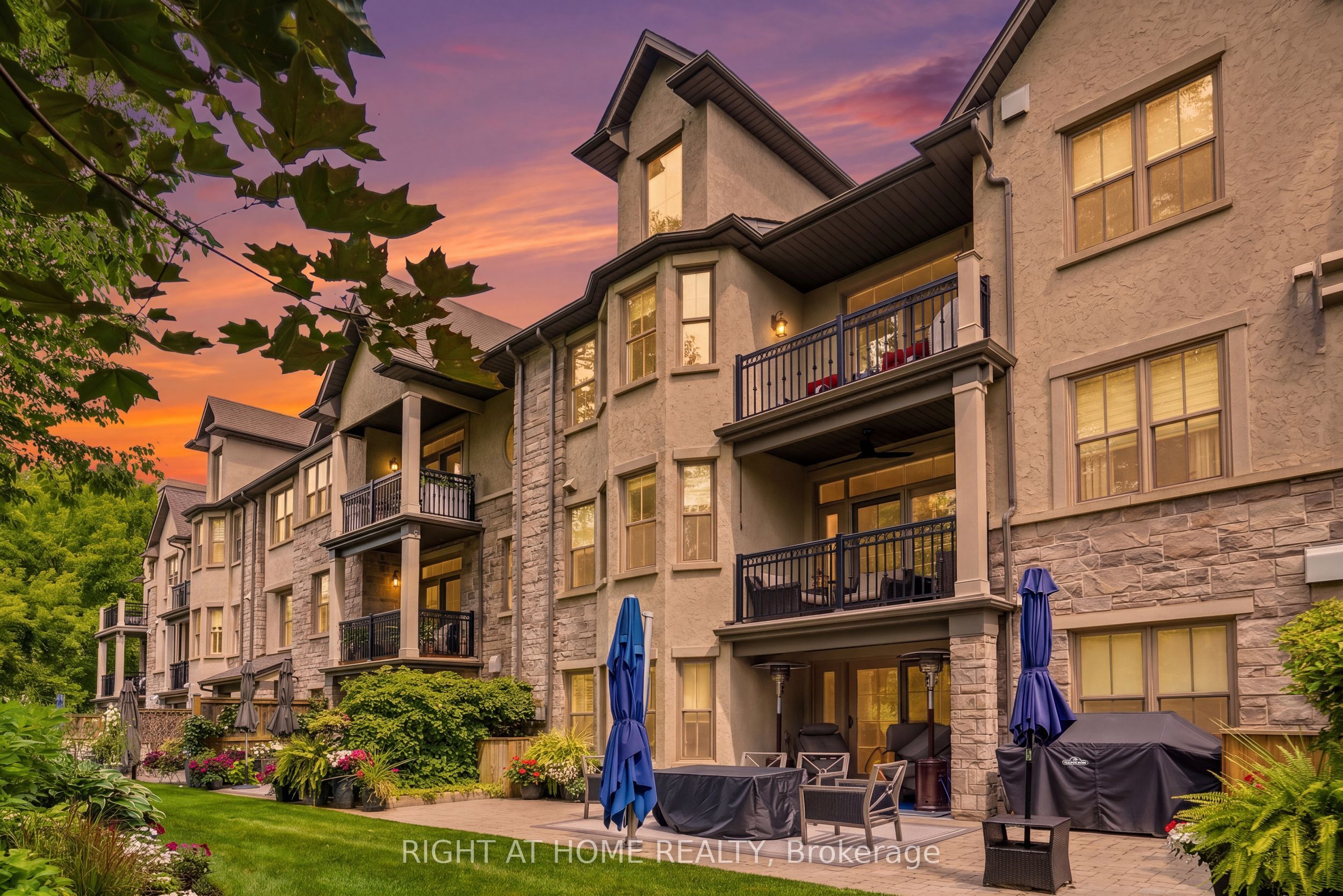 14 Aberdeen Lane S, Niagara-on-the-Lake, ON L0S 1J0 photo 4