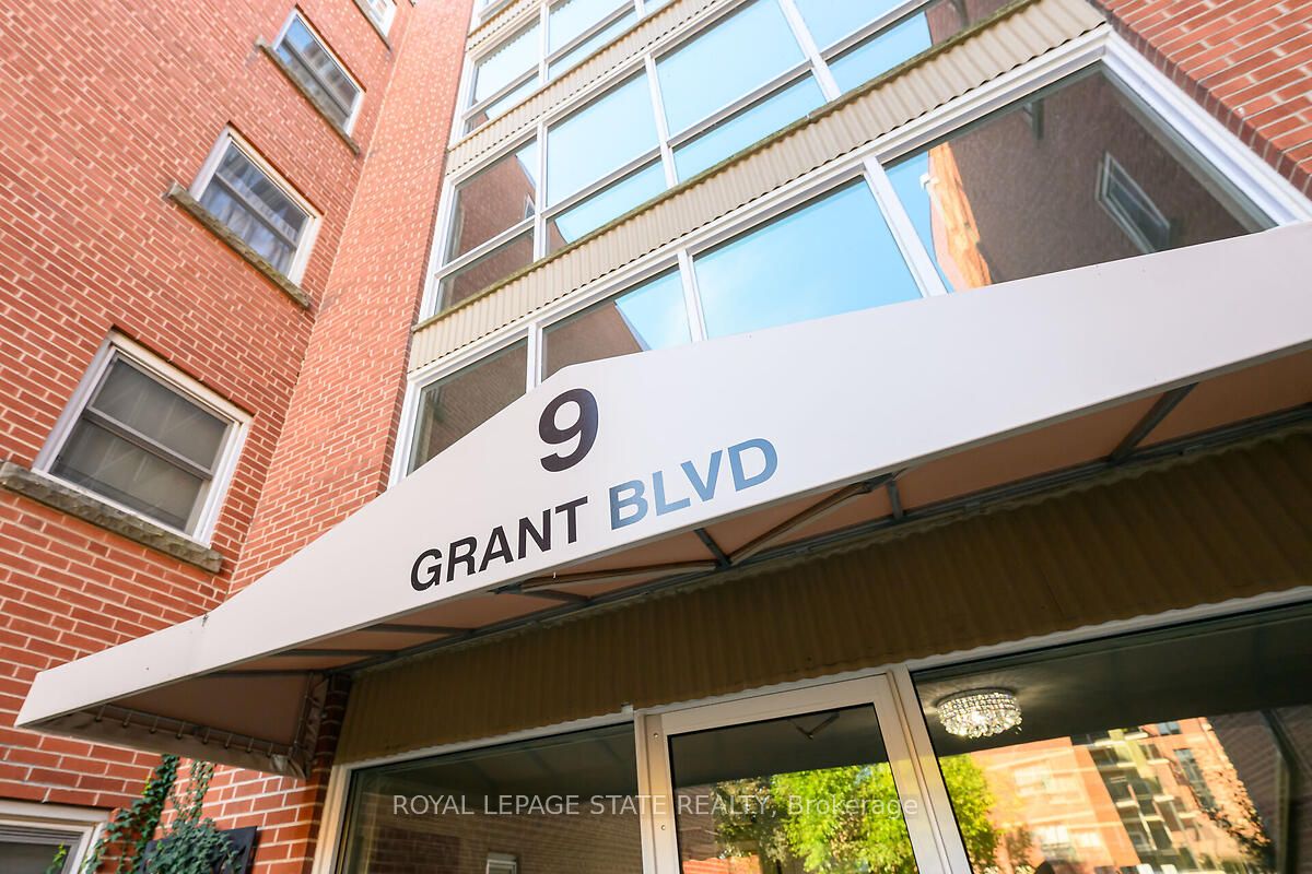 9 Grant Boulevard 107, Hamilton, ON L9H 4L5 photo 3
