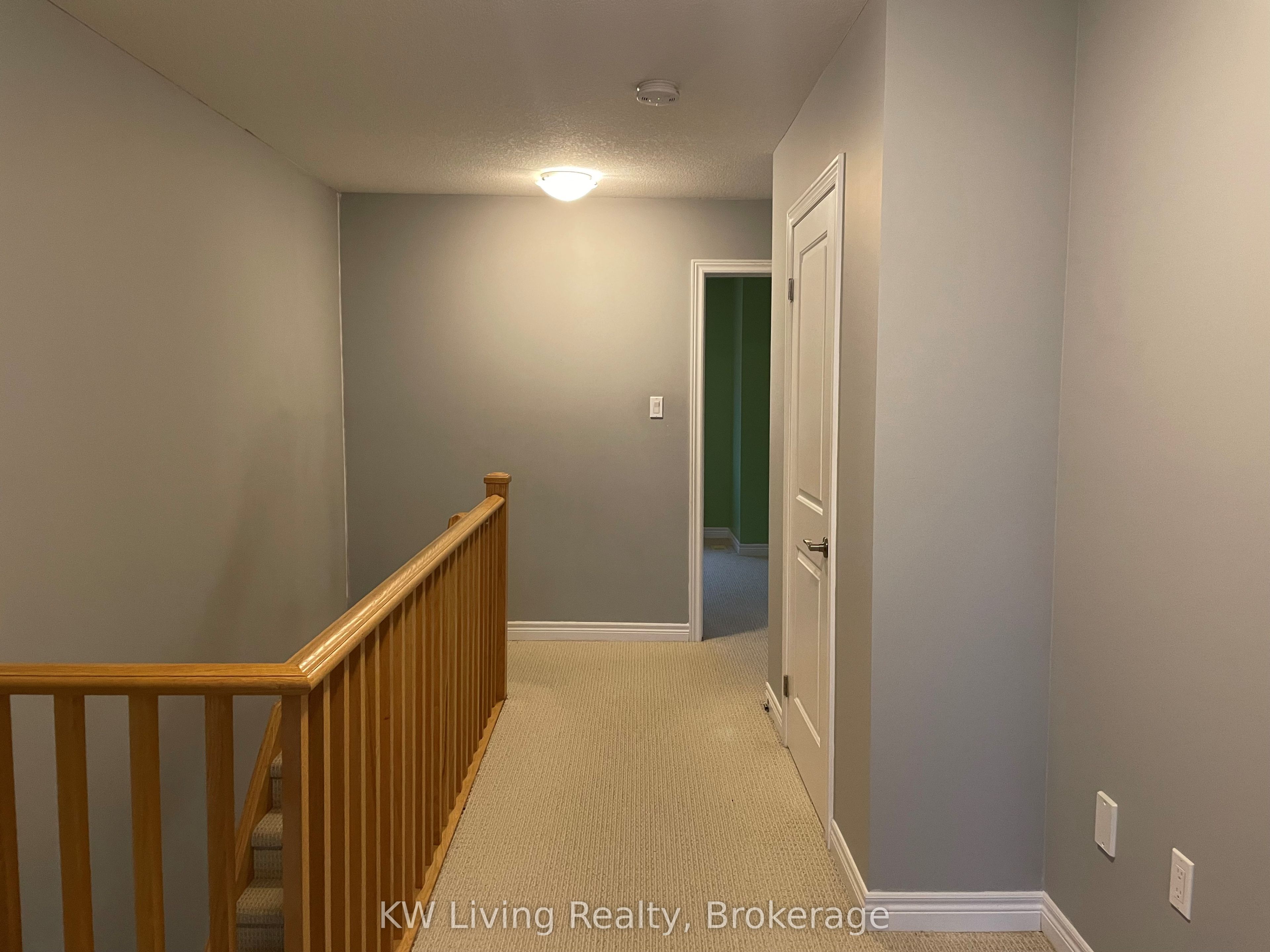 8 Lakelawn Road 27, Grimsby, ON L3M 0G1 photo 2