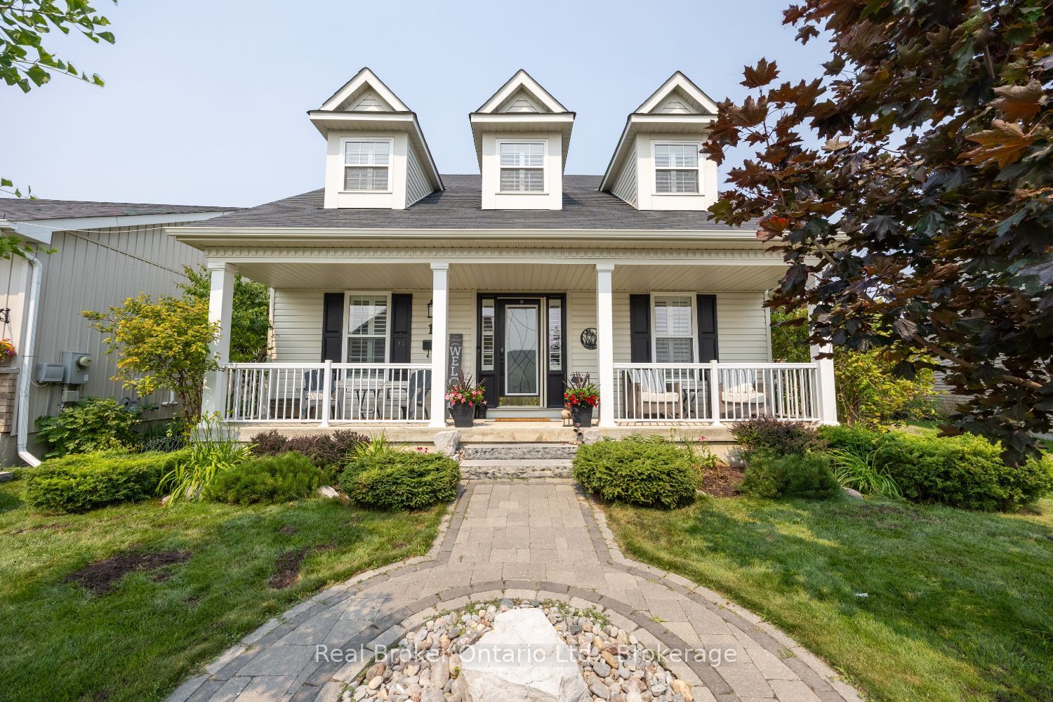 11 Greenaway Circle, Port Hope, ON L1A 0B9
