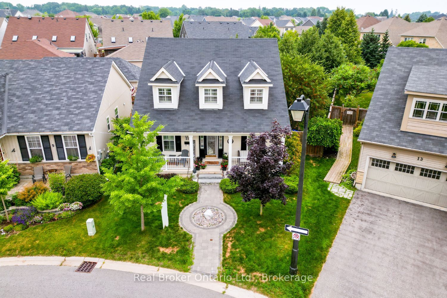 11 Greenaway Circle, Port Hope, ON L1A 0B9 photo 3