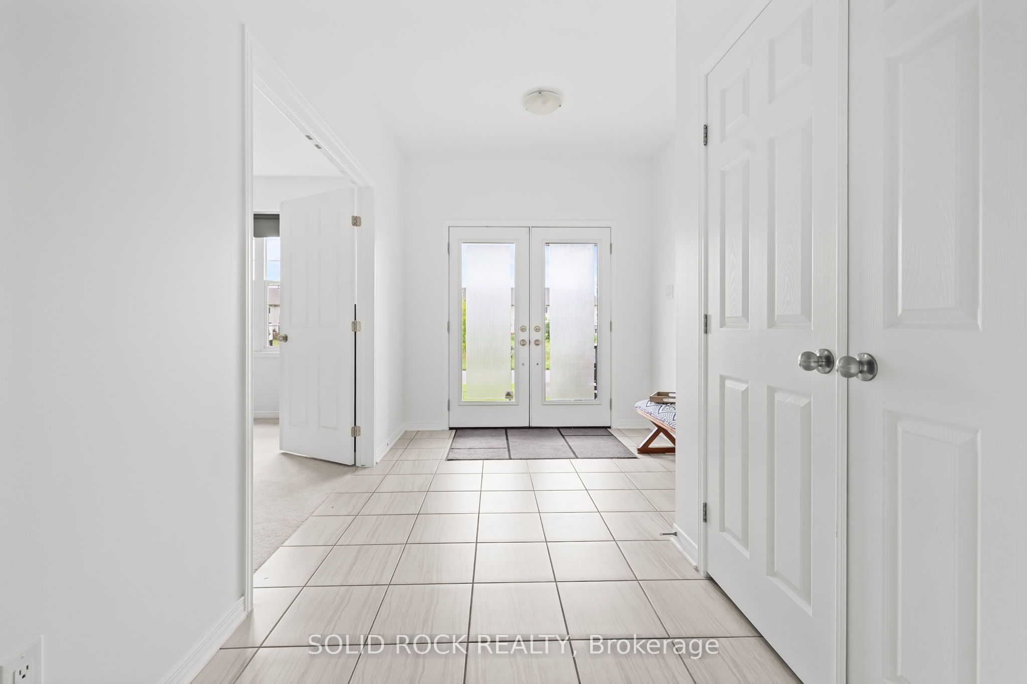 6617 Calwood Avenue E, Greely - Metcalfe - Osgoode - Vernon and Area, ON K4P 1H1 photo 4