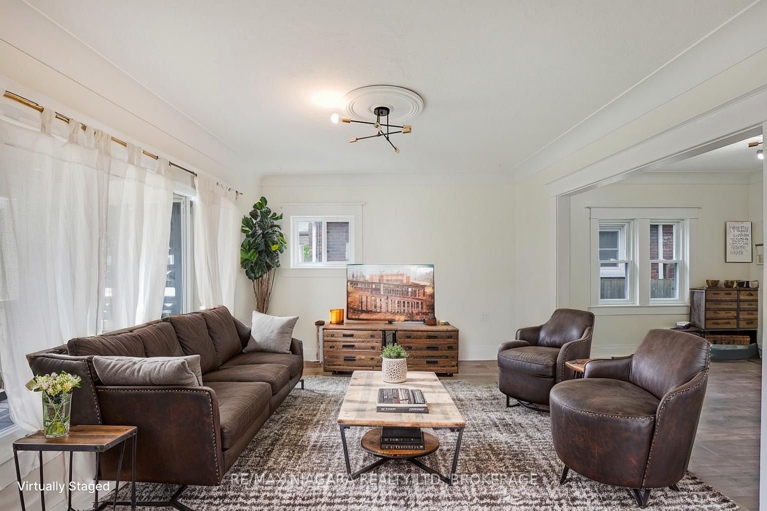 20 Randolph Street, Welland, ON L3B 4C2 photo 4