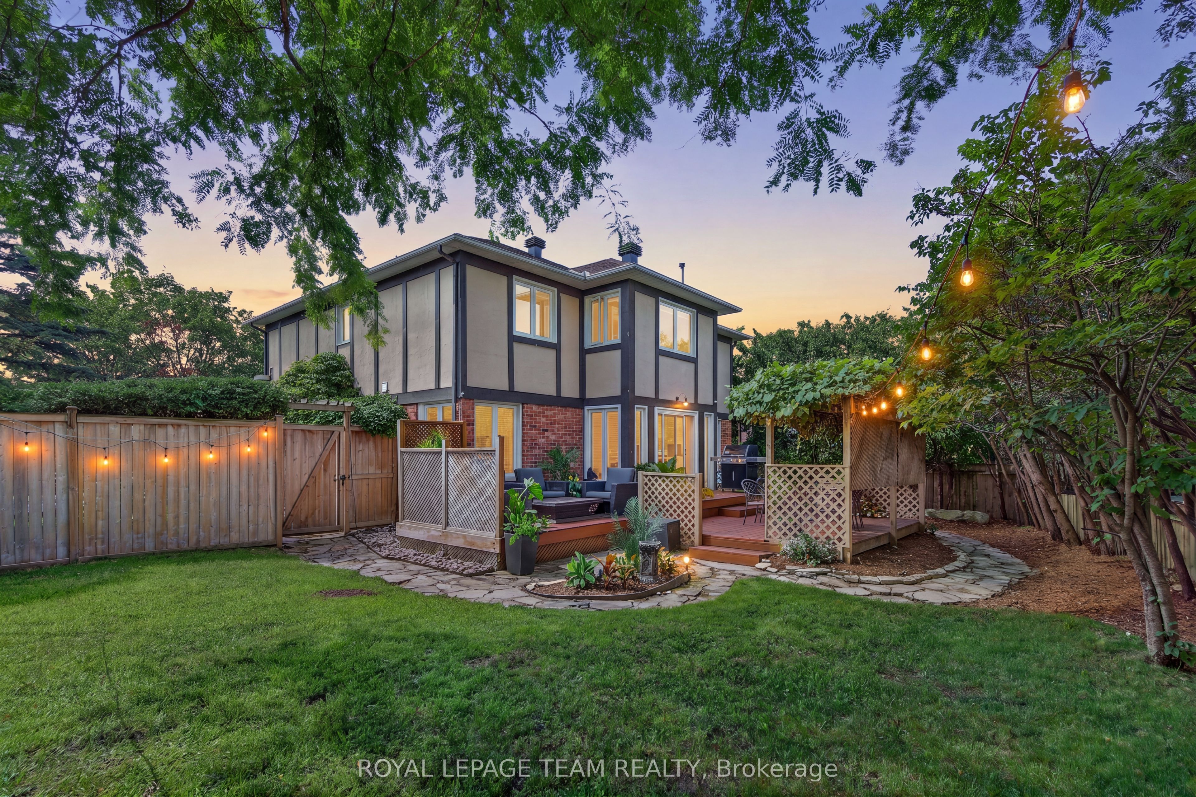 11 Fessenden Way N, Kanata, ON K2L 3L1 photo 4