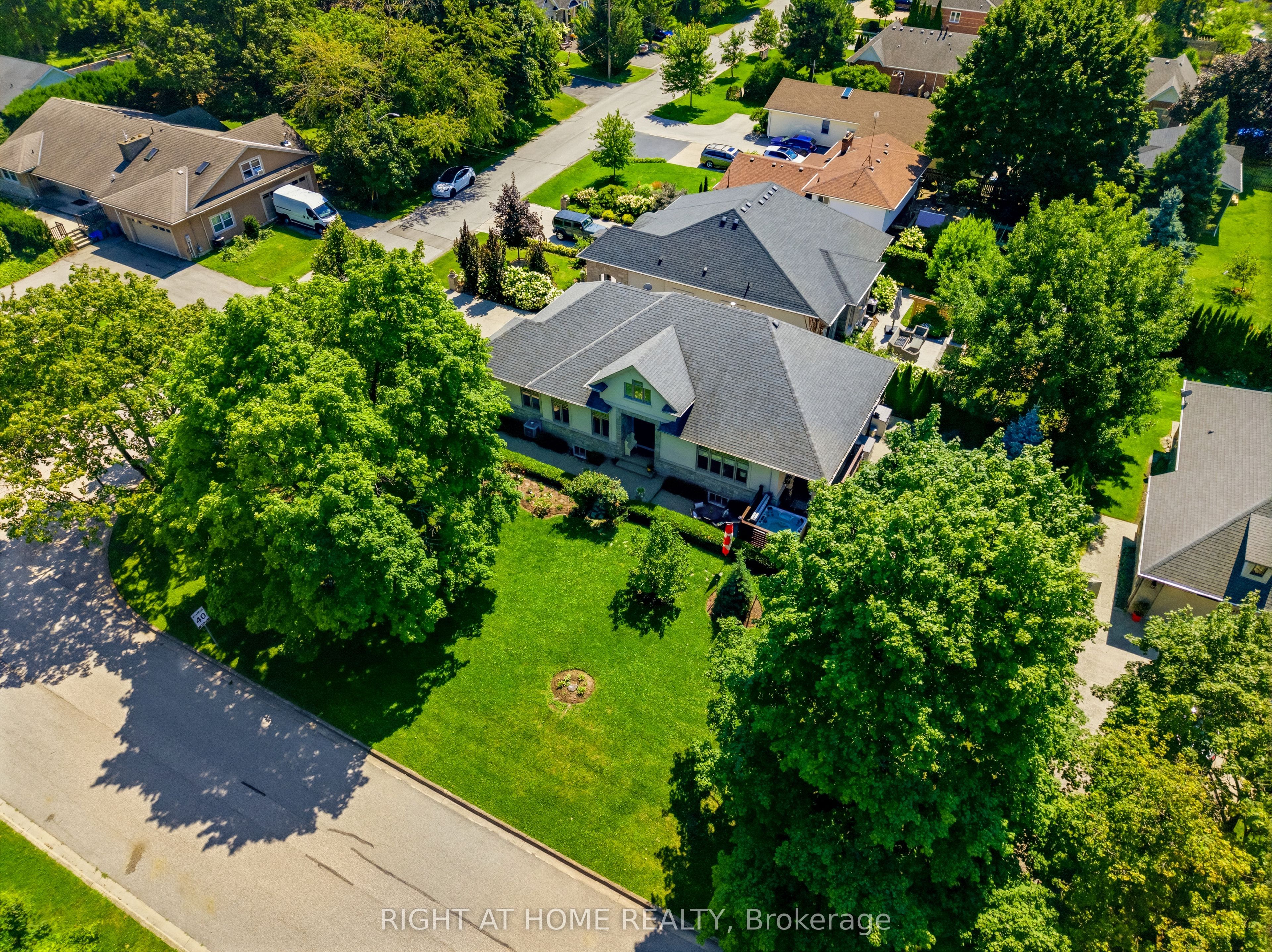 411 Nassau Street, Niagara-on-the-Lake, ON L0S 1J0