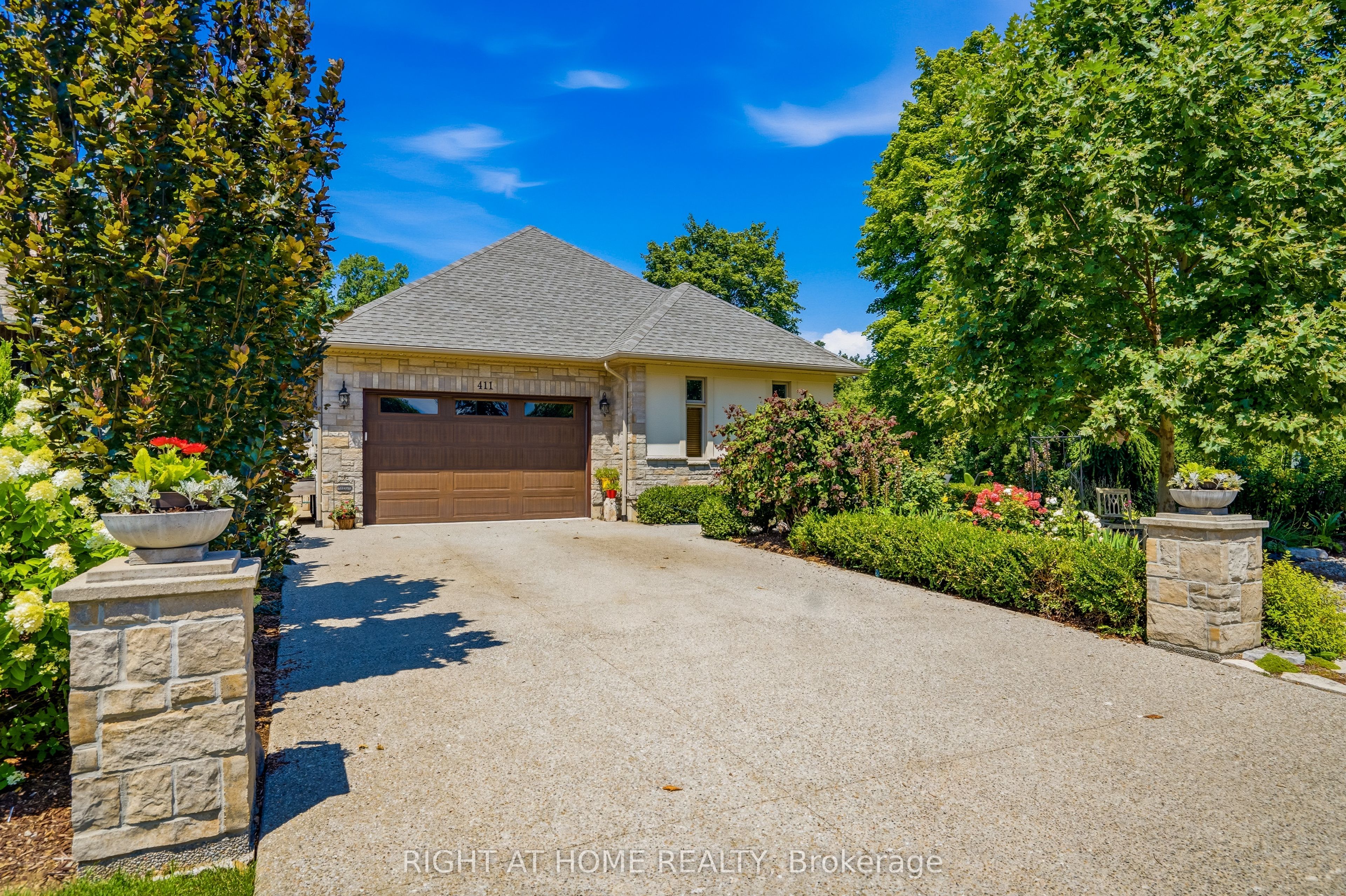 411 Nassau Street, Niagara-on-the-Lake, ON L0S 1J0 photo 4