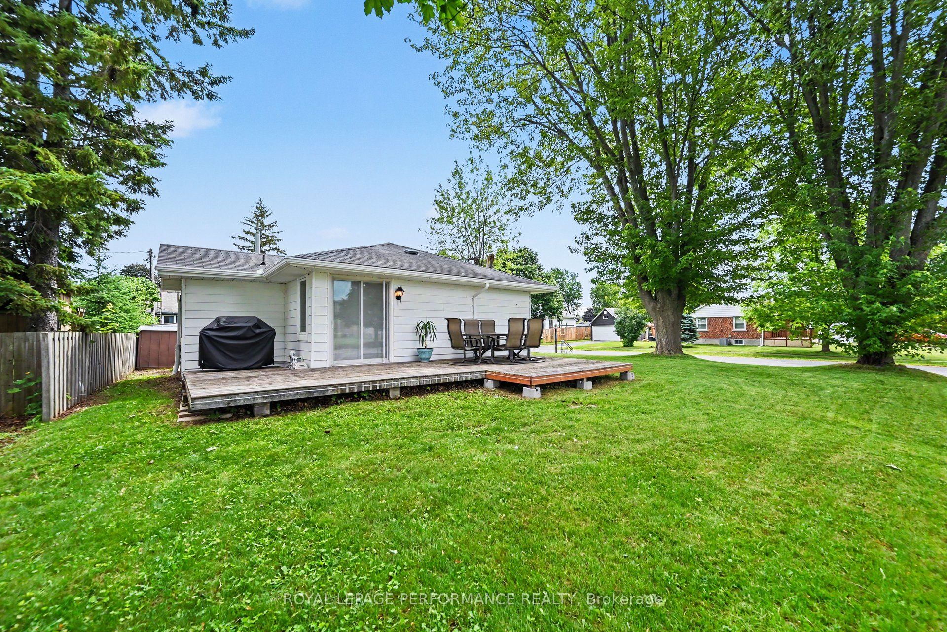 1 Adam Dixon Avenue, South Stormont, ON K0C 1P0 photo 4