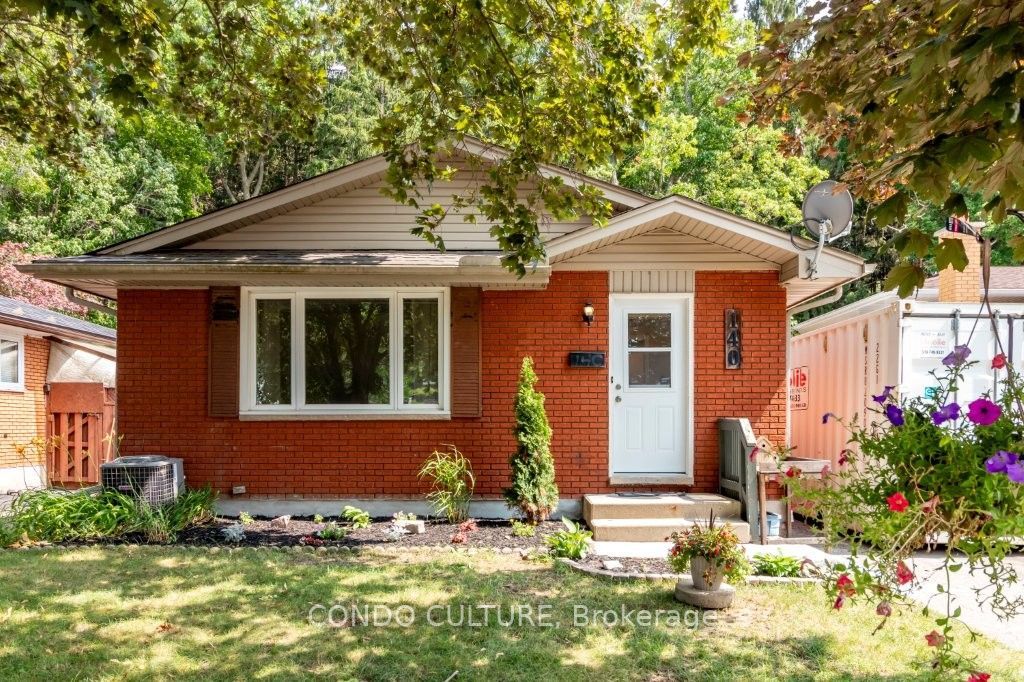 140 Arrowhead Crescent, Kitchener, ON N2P 1B9