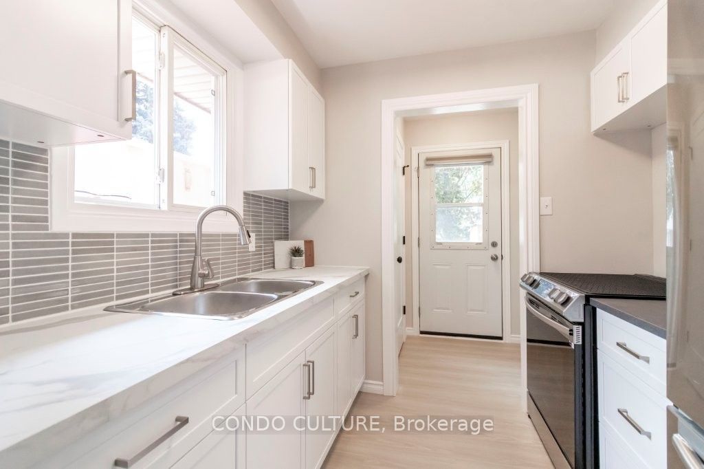 140 Arrowhead Crescent, Kitchener, ON N2P 1B9 photo 4