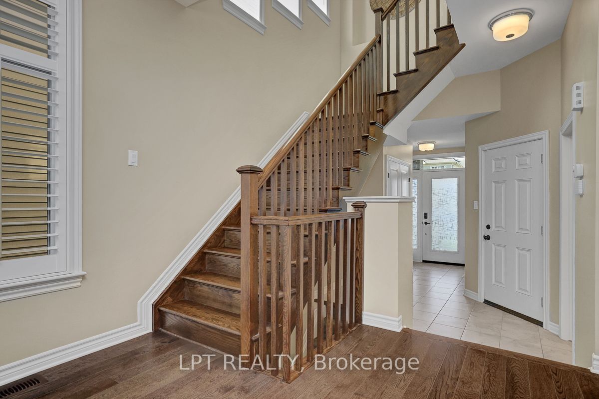416 Warmstone Drive, Stittsville - Munster - Richmond, ON K2S 0W2 photo 3