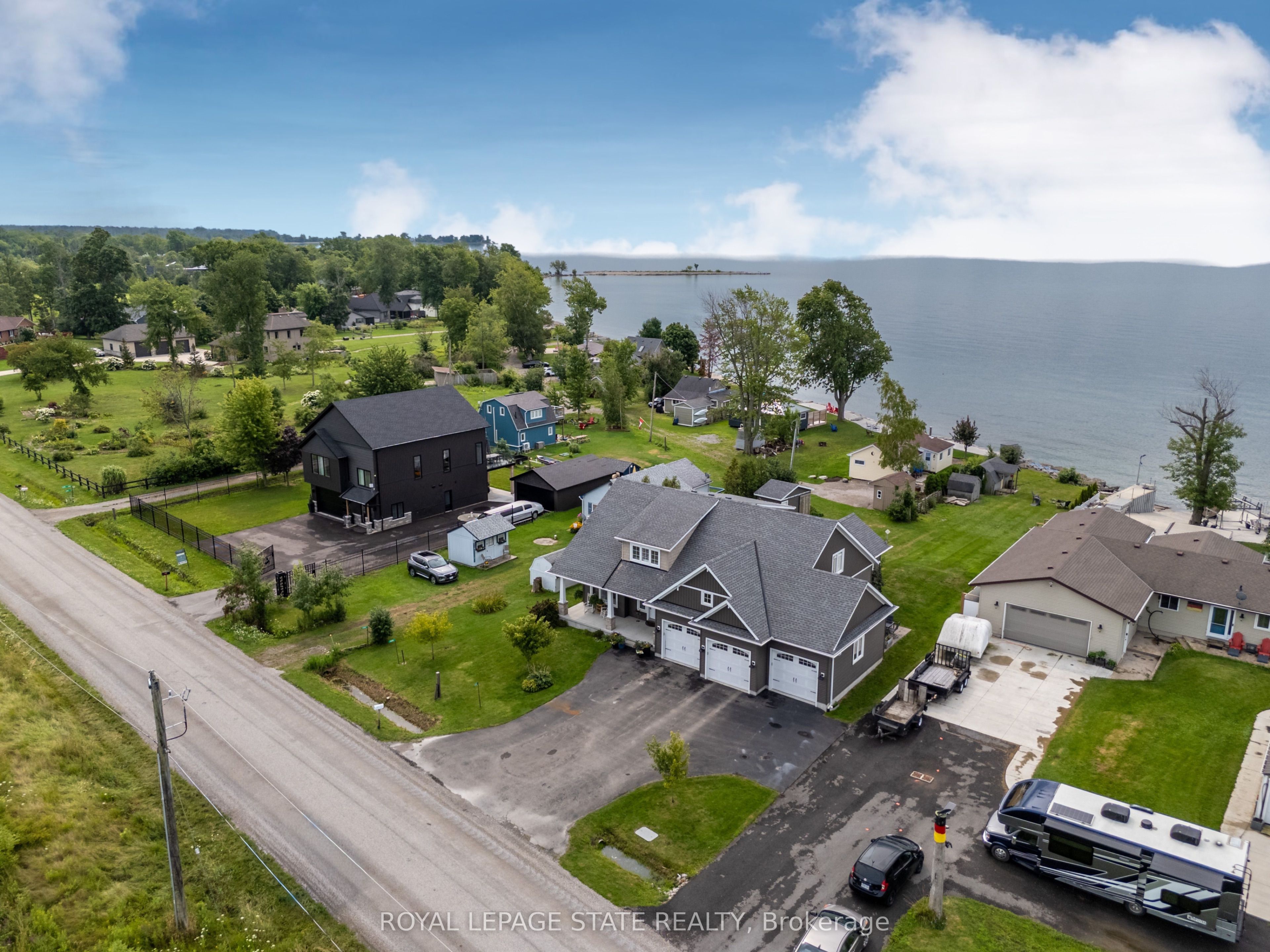 3176 Lakeshore Road, Haldimand, ON N1A 2W8 photo 5