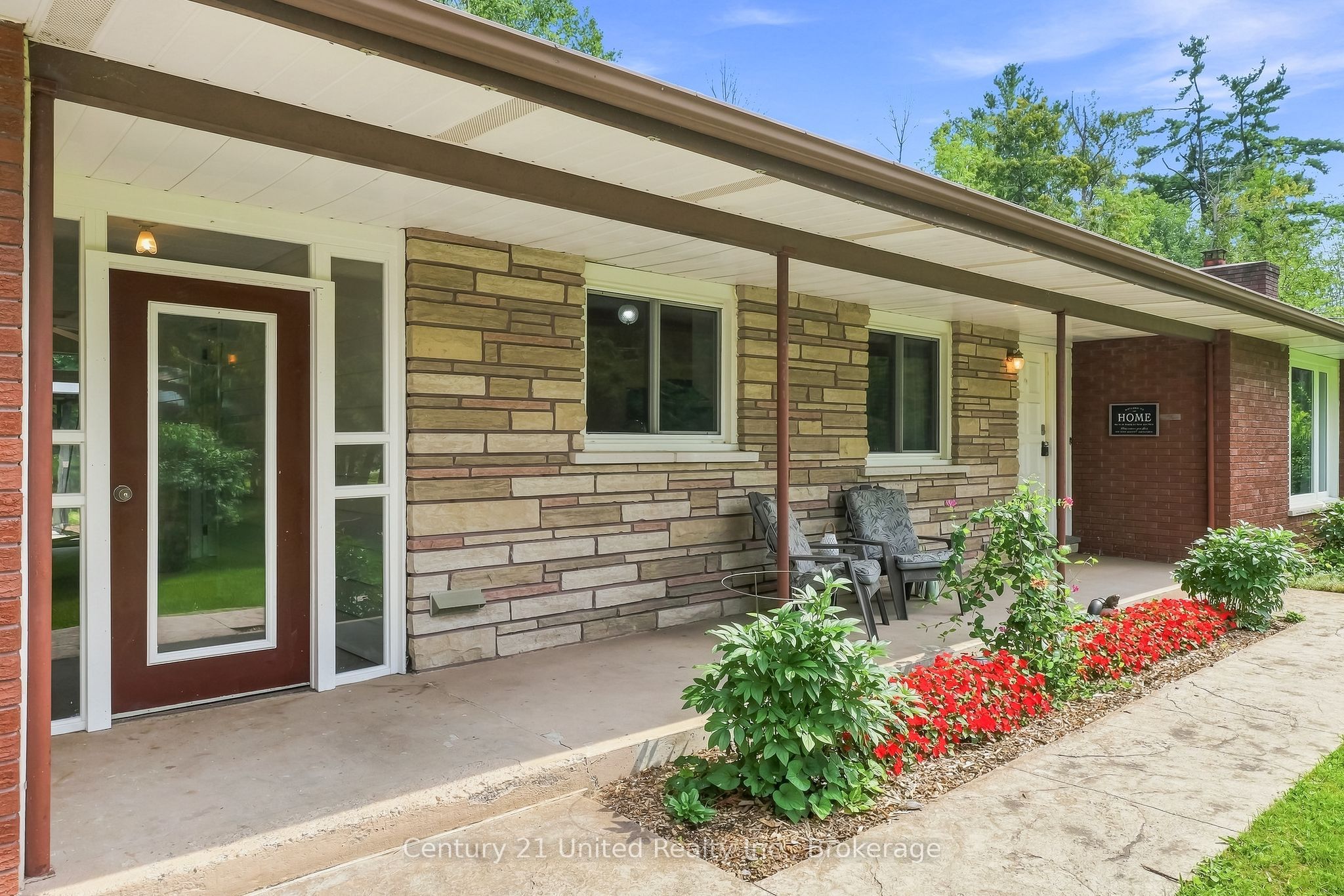 1563 Selwyn Road, Selwyn, ON K9J 6X5 photo 4