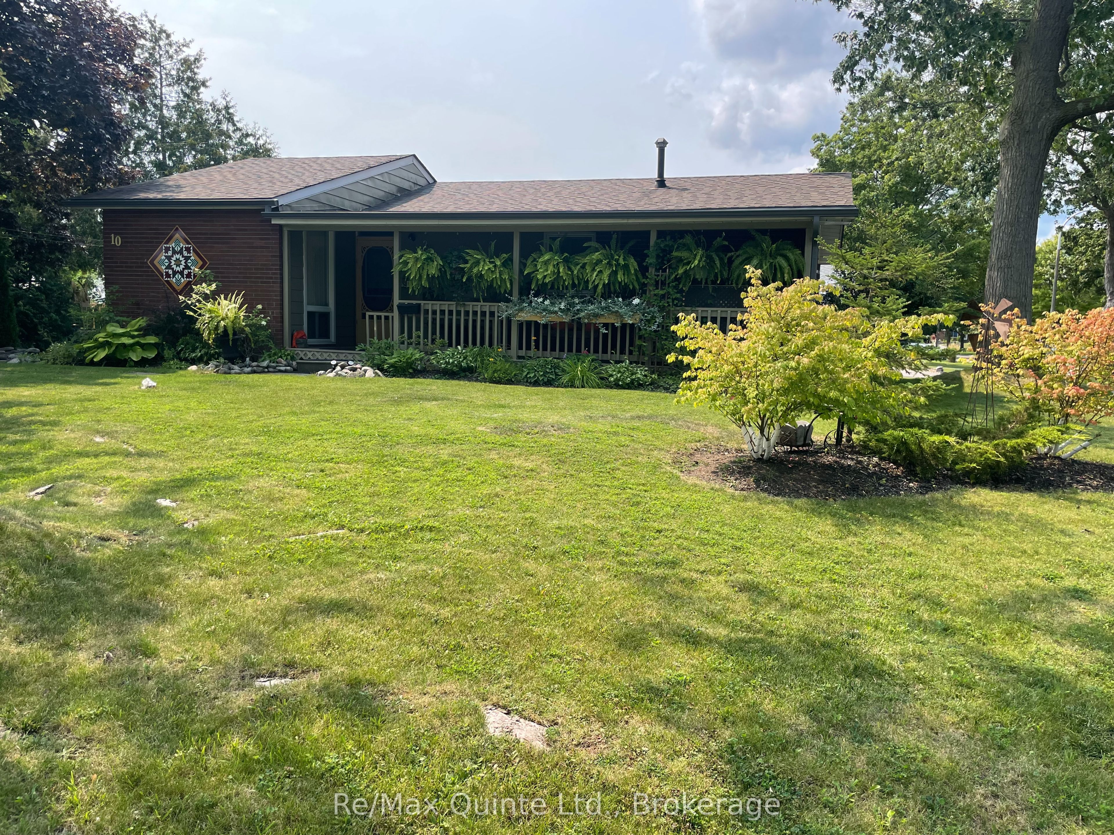 10 Mcquade Drive, Quinte West, ON K8V 2G3 photo 5