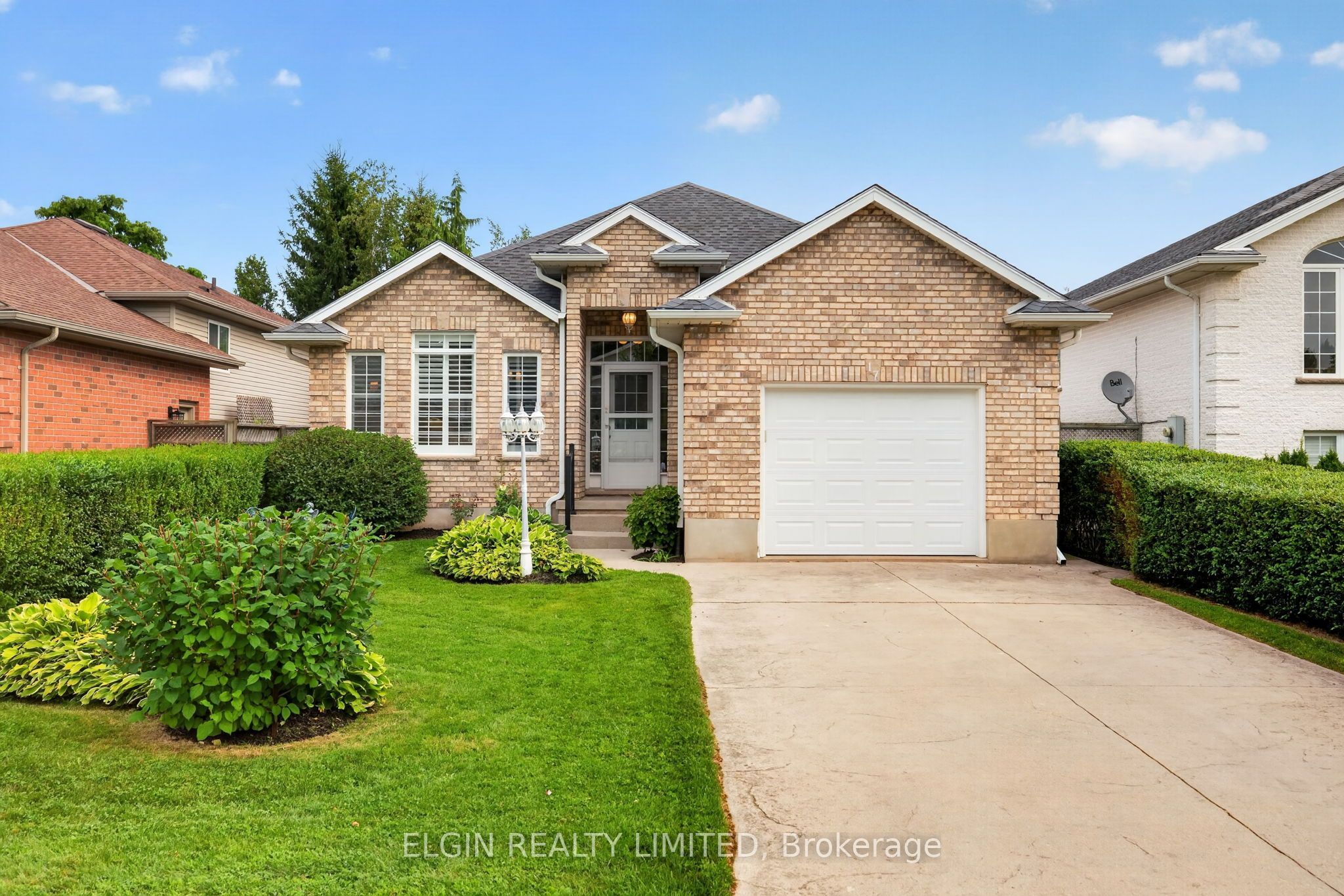 17 Steeplechase Court, St. Thomas, ON N5R 6H5